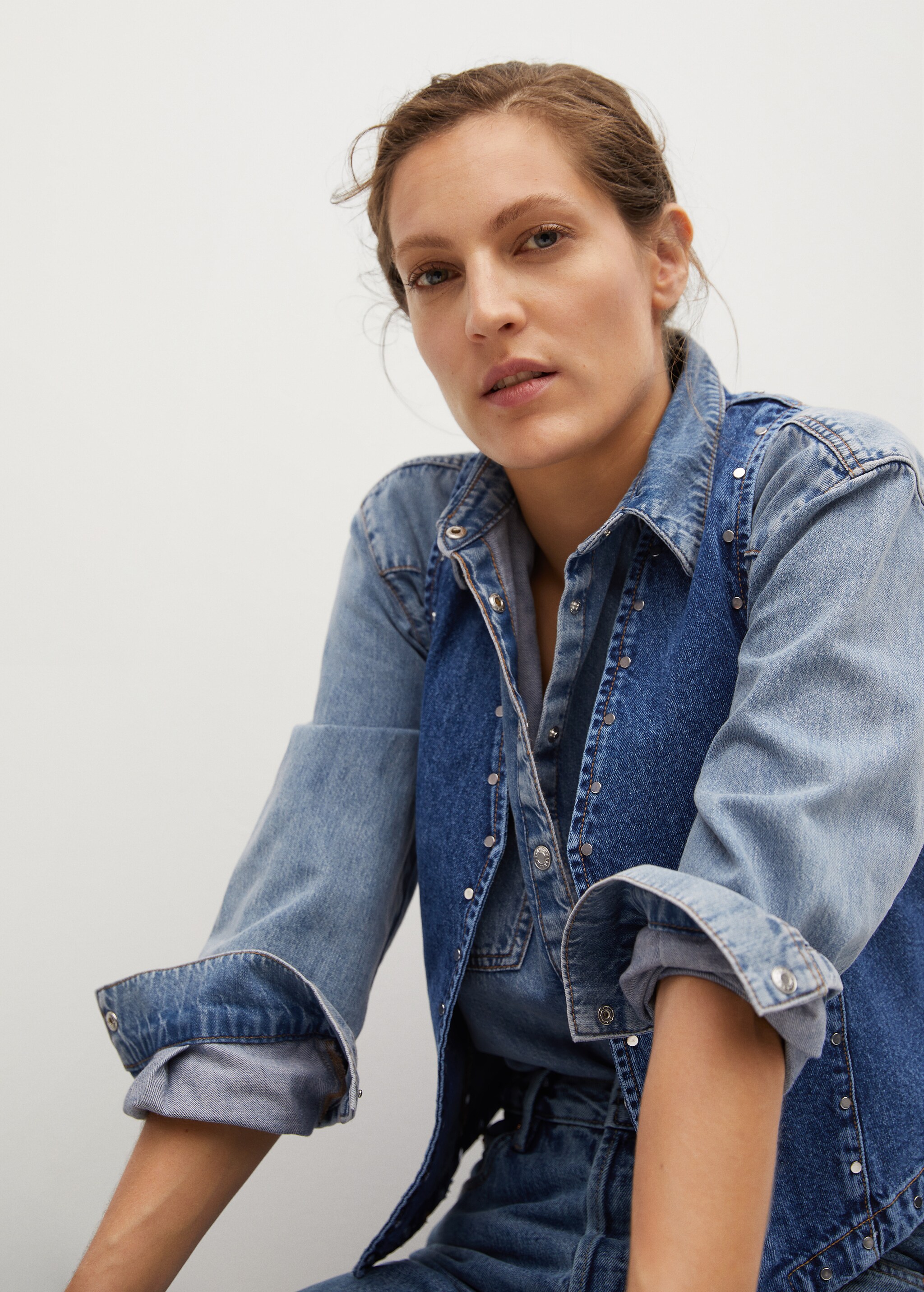 Chaleco denim tachuelas - Detalle del artículo 1