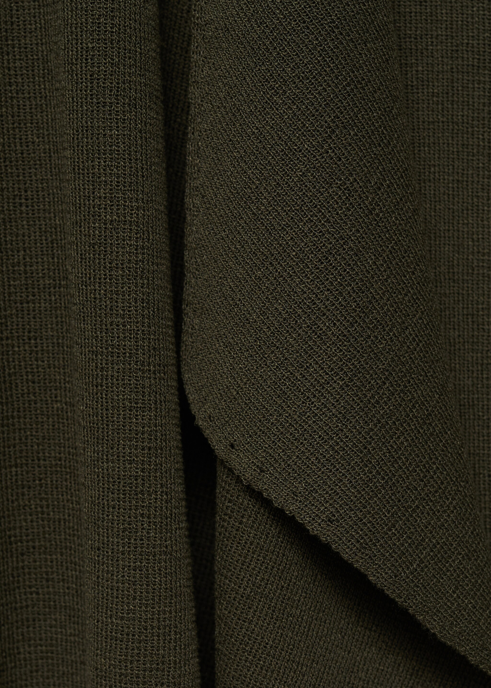 Knitted cropped cardigan - Details of the article 8, Dark Green. Ref: 87077174-00.