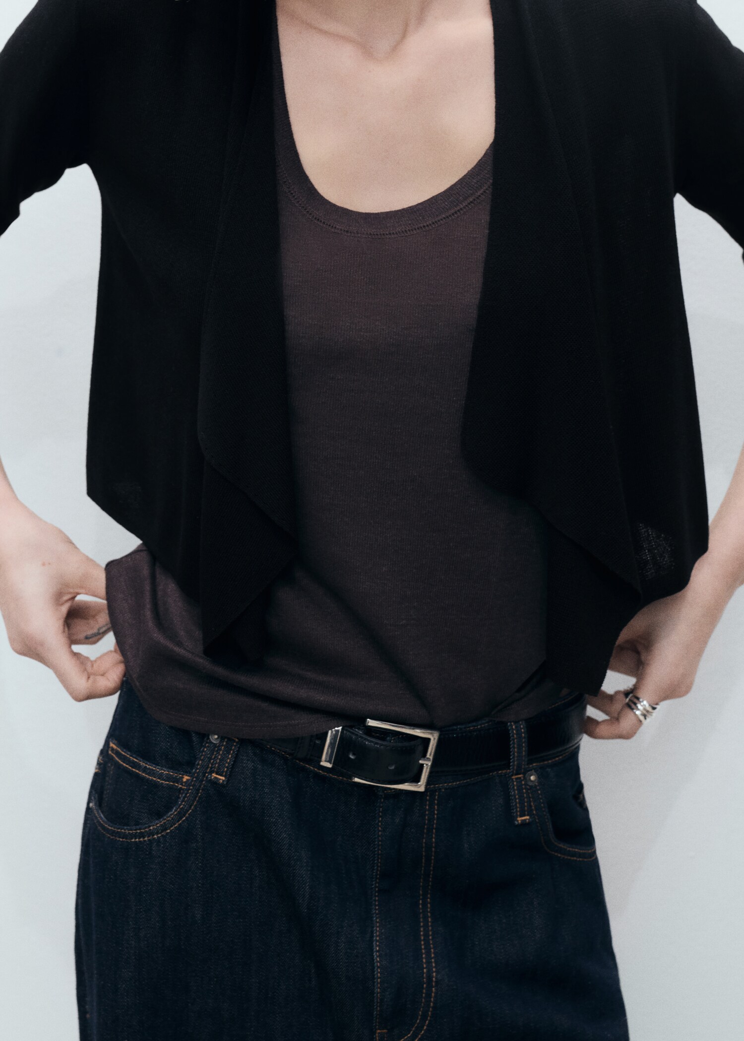 Knitted cropped cardigan - Details of the article 6