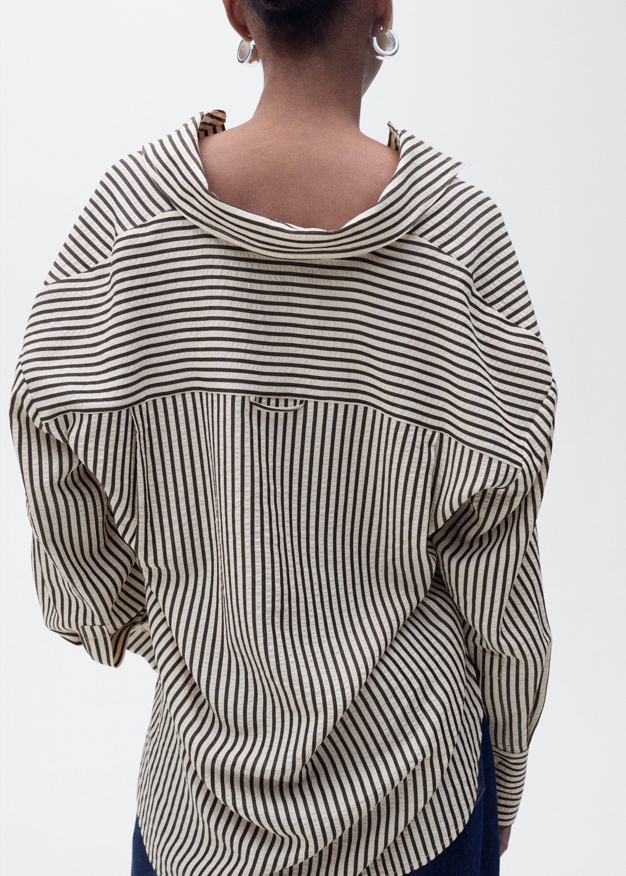 Striped textured shirt - Details of the article 6, Off White. Ref: 87077175-00.