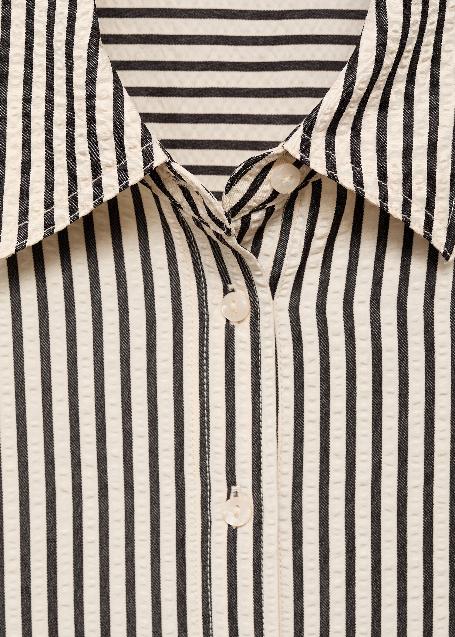 Striped textured shirt - Details of the article 8