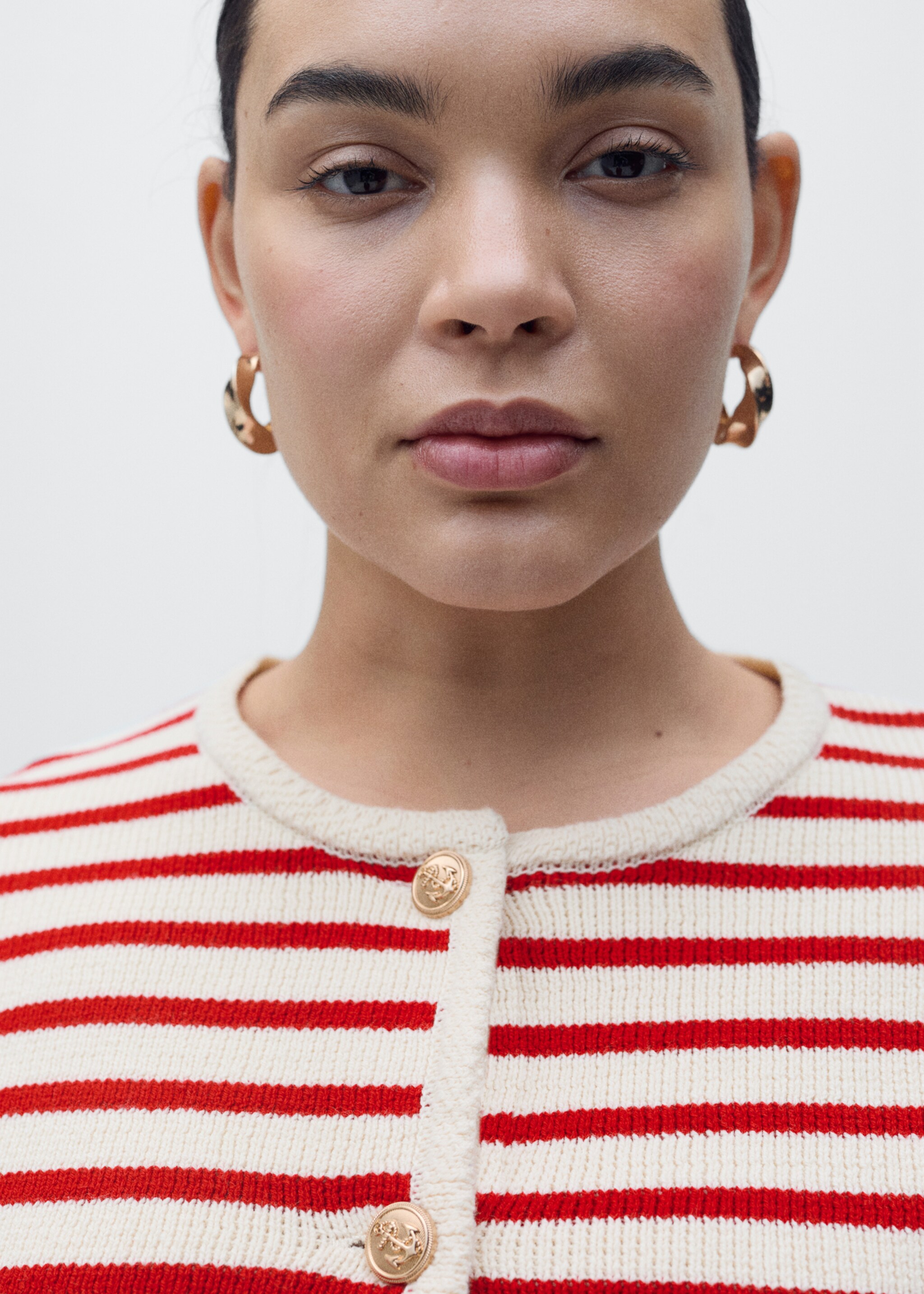 Stripped knit cardigan - Details of the article 4, Red. Ref: 87077179-00.