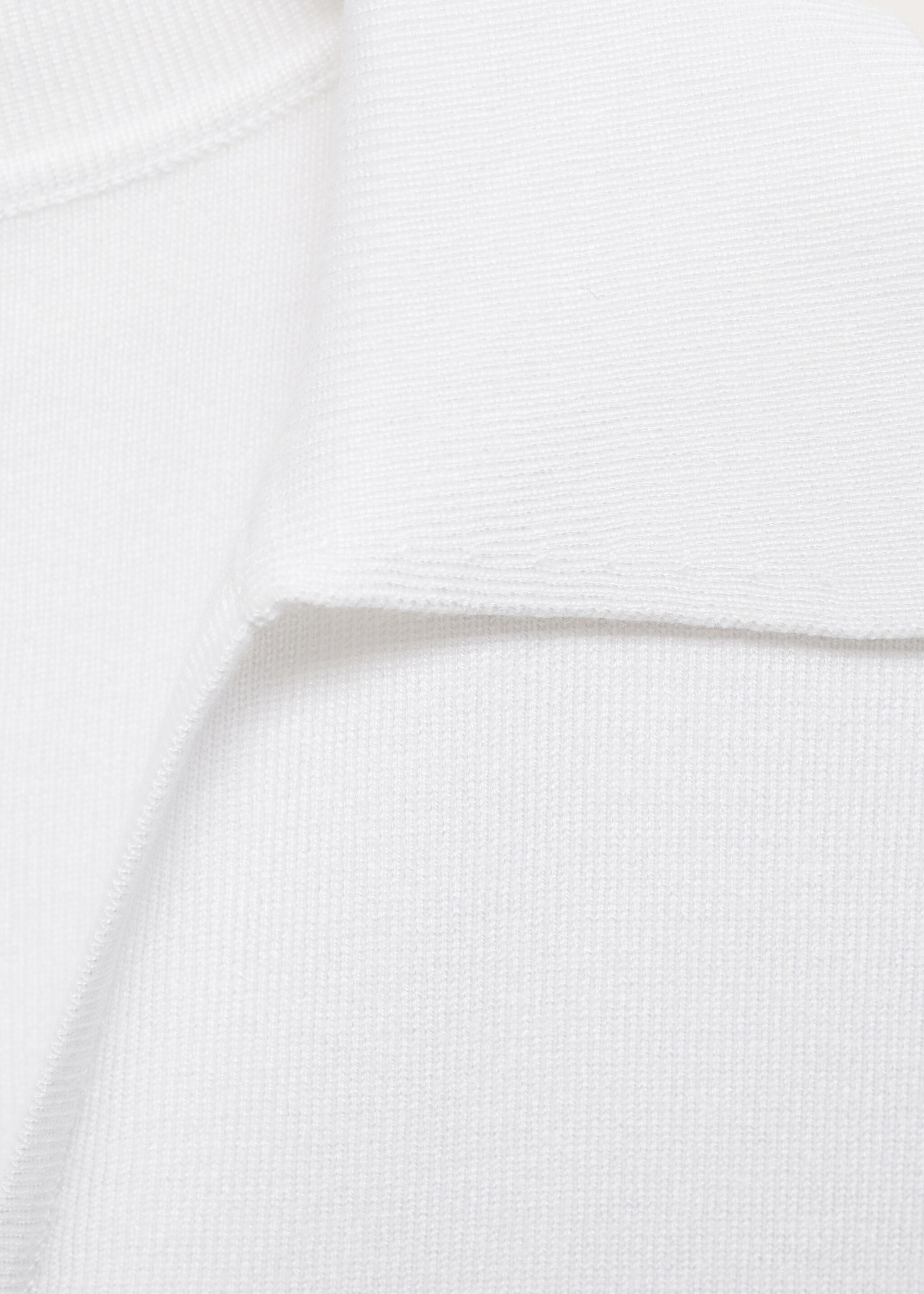 Polo-neck knitted top - Details of the article 8, Ecru. Ref: 87077180-00.