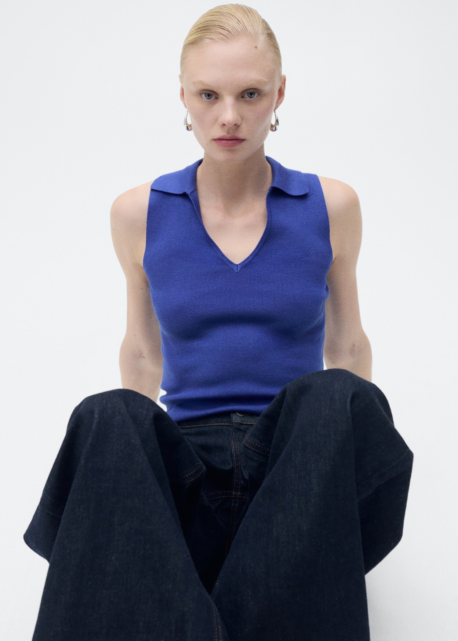 Polo-neck knitted top - Medium plane