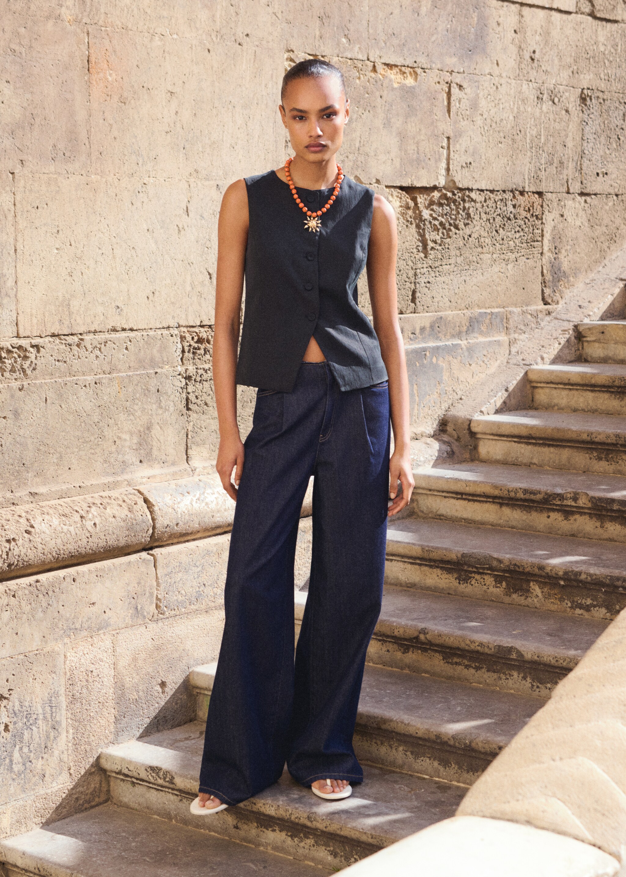 Wide leg denim trousers with frayed waist - Details of the article 6, Open Blue. Ref: 87077191-00.