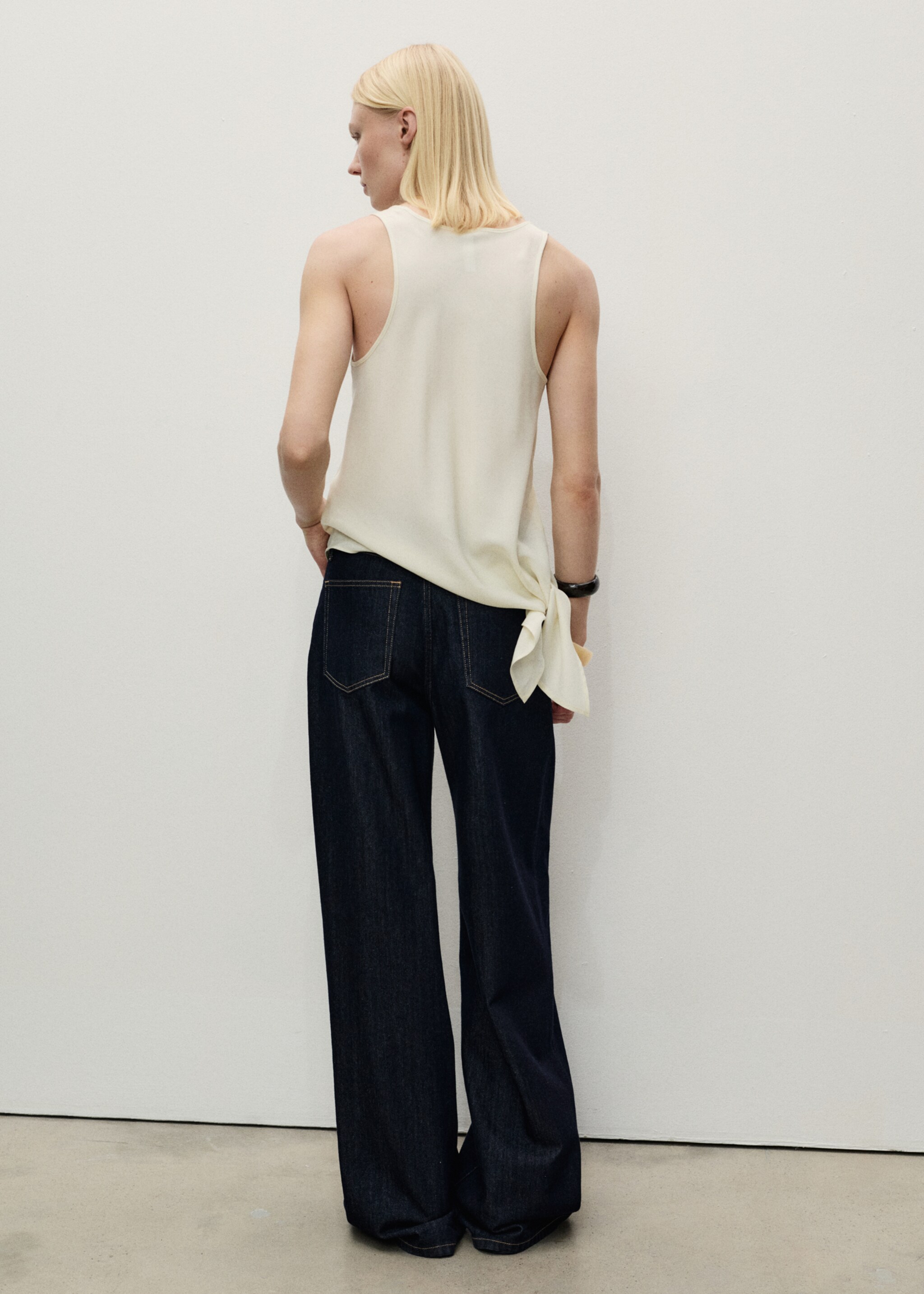 Wide leg denim trousers with frayed waist - Reverse of the article, Open Blue. Ref: 87077191-00.
