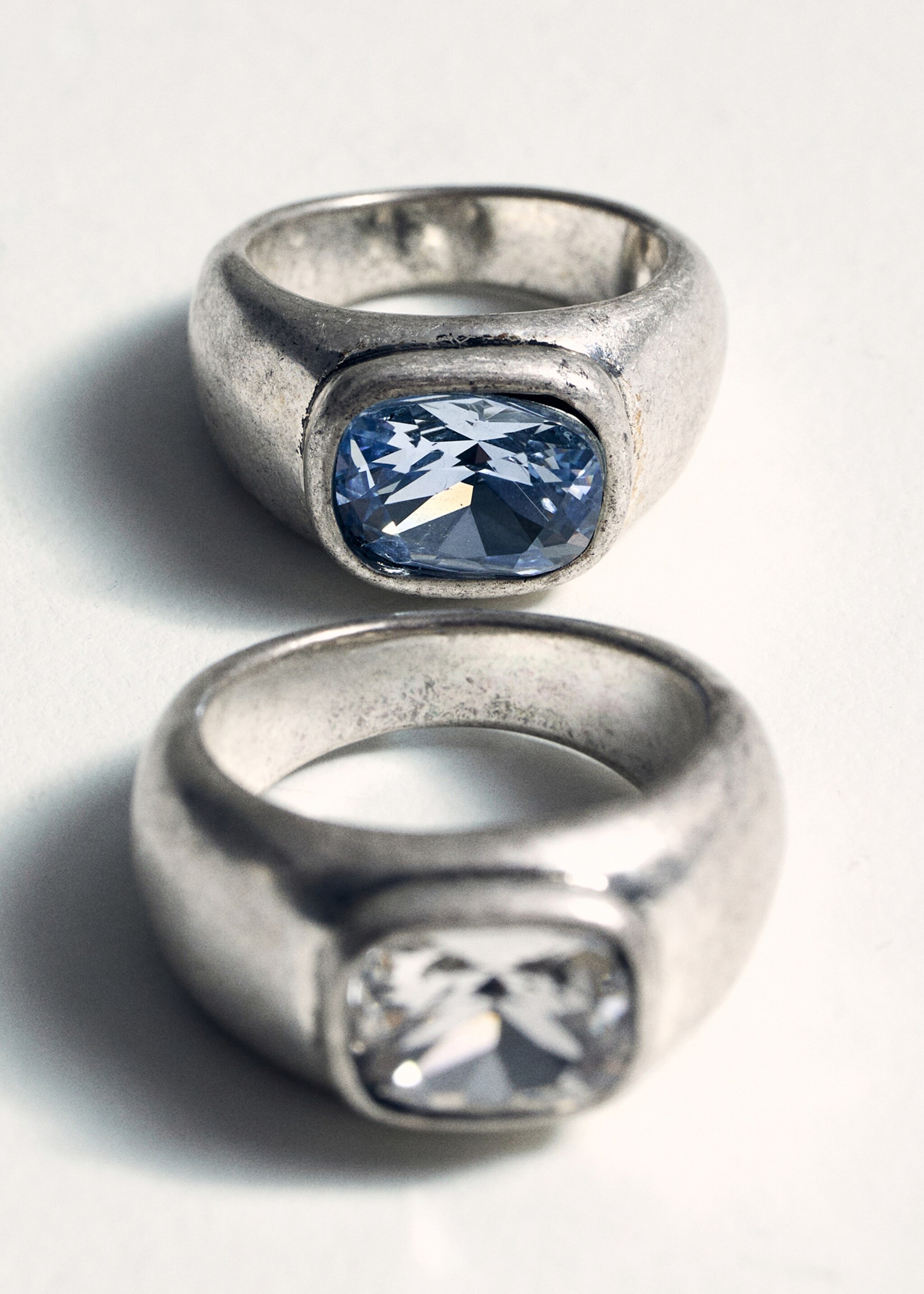 Crystal rings set - Details of the article 5, Silver. Ref: 87077709-00.