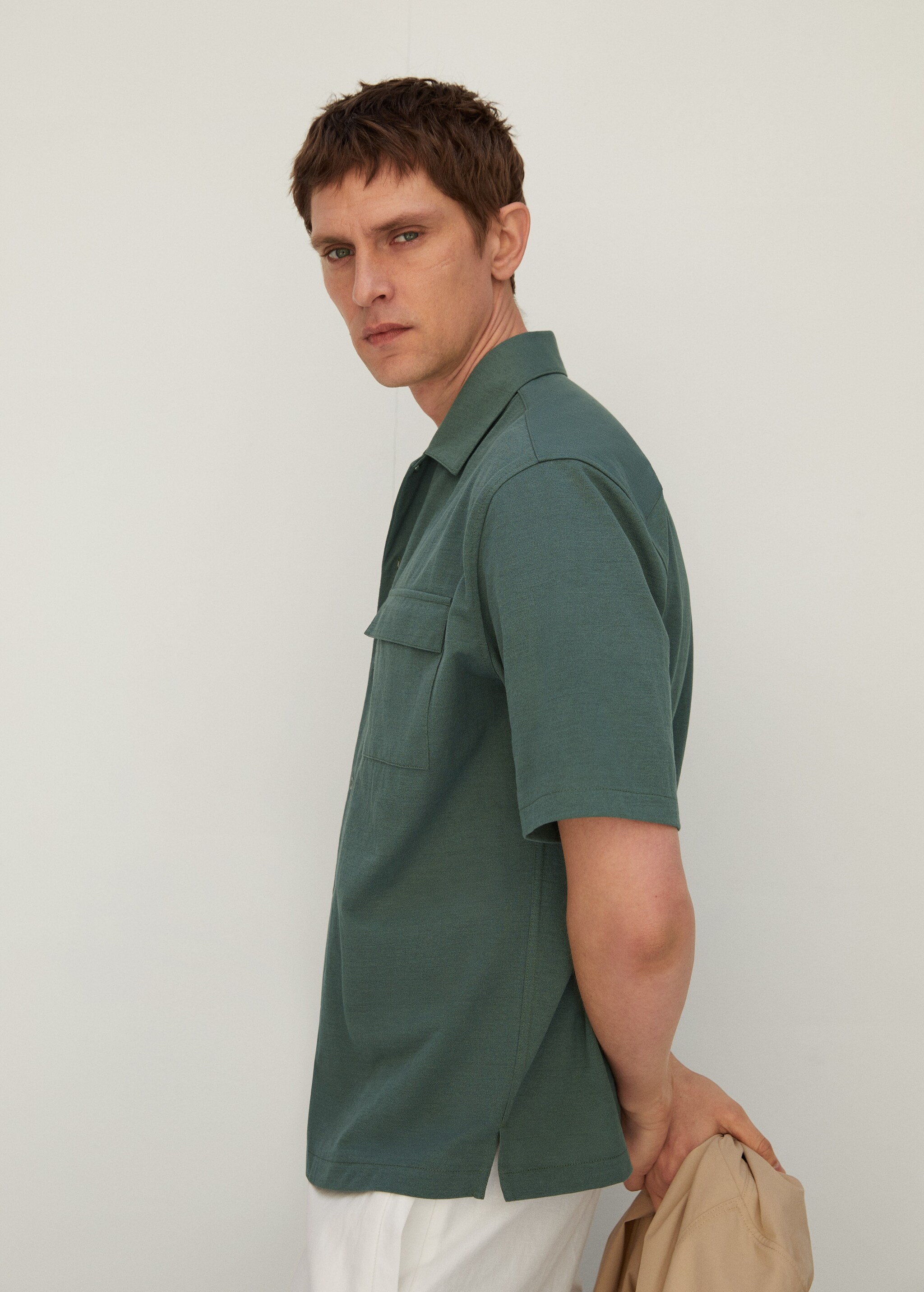 Camisa regular fit algodón bolsillo - Detalle del artículo 4