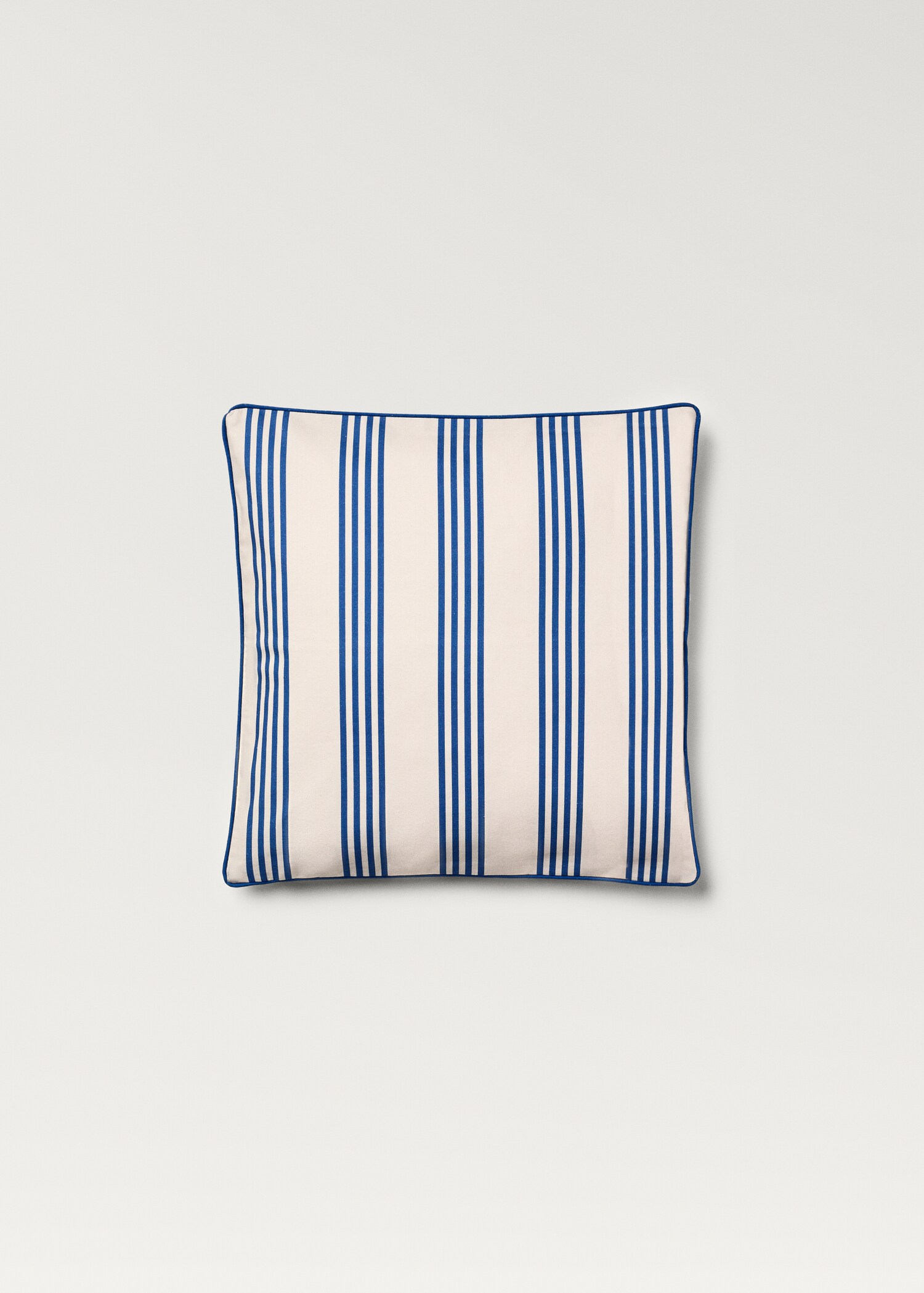 Voděodolný pruhovaný povlak na polštářek 45x45 cm - Zboží bez modelu