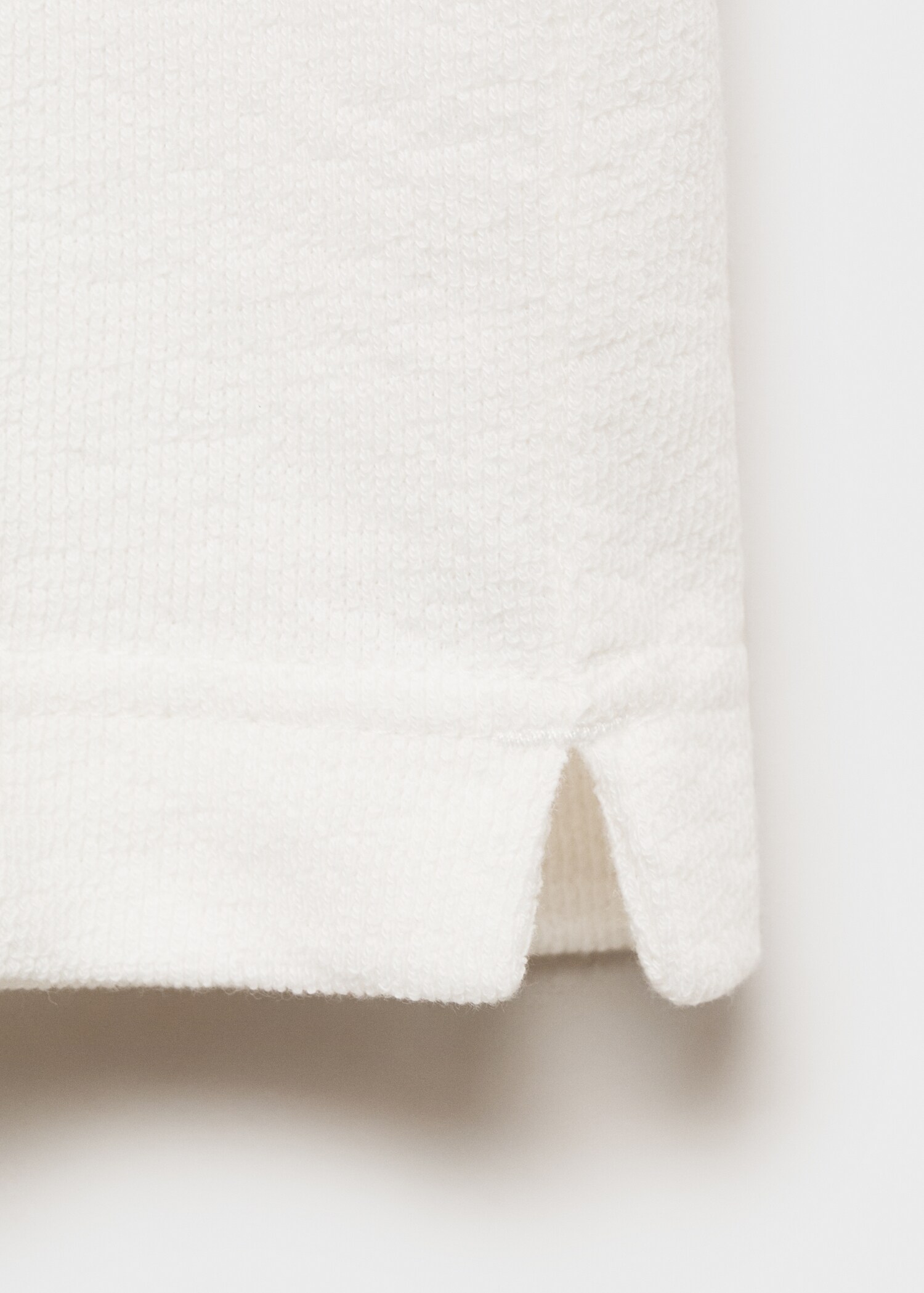 Structured relaxed-fit t-shirt - Details of the article 0