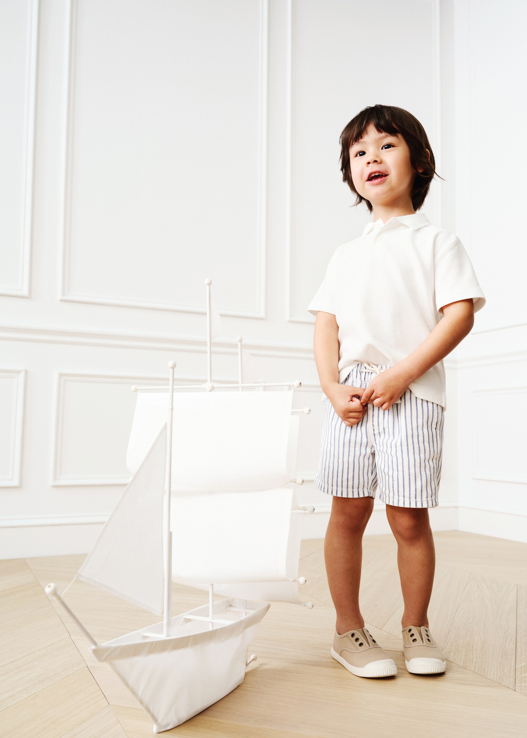 Striped bermuda shorts with drawstring - Details of the article 6, Medium Blue. Ref: 87078265-00.