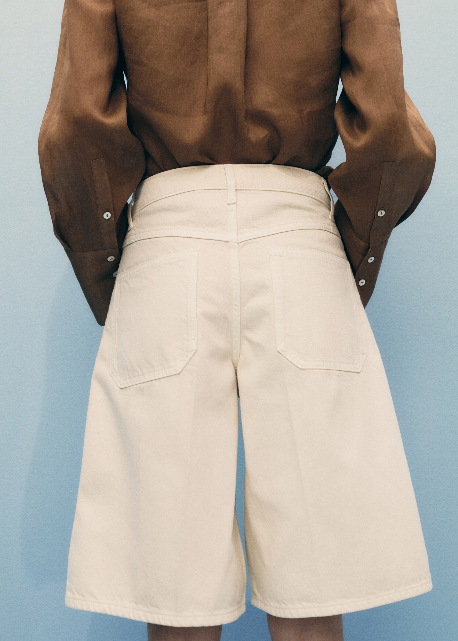 Bermudes jorts denim tir alt - Detall de l'article 6