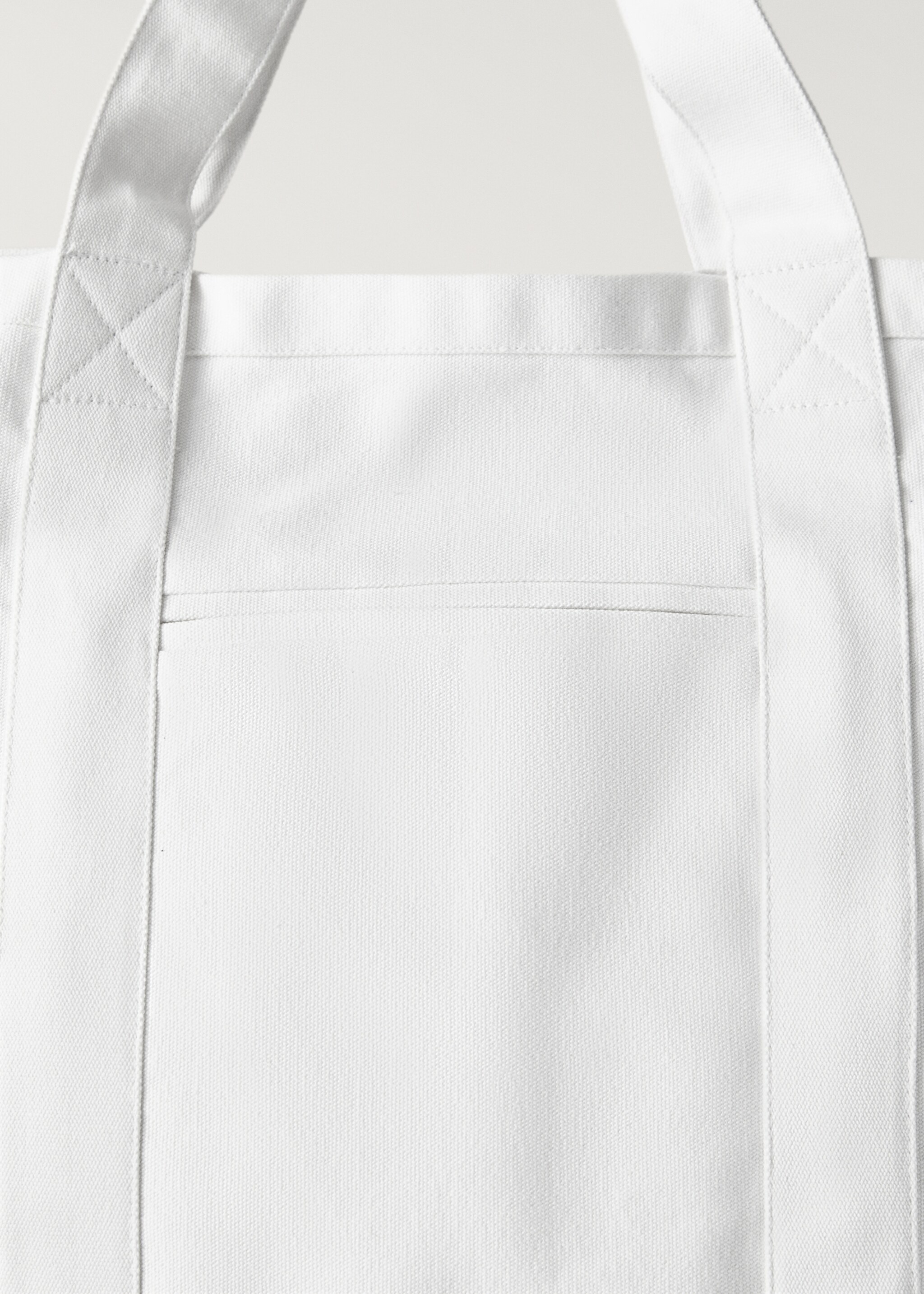 Plain cotton beach bag - Details of the article 2, Off White. Ref: 87078647-00.