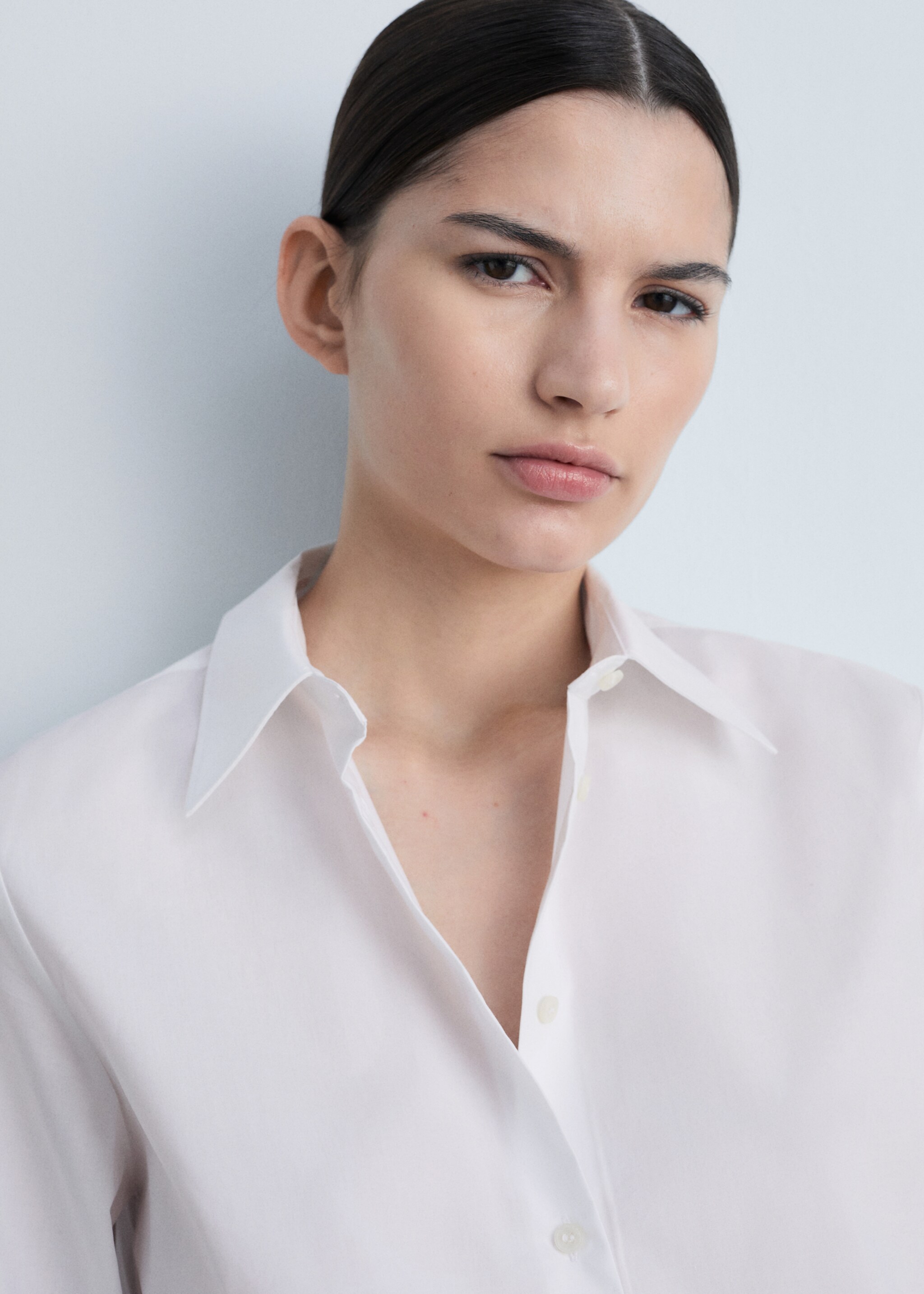 Chemise regular-fit coton et Lyocell mélangés - Détail de l'article 1, Blanc cassé. Ref: 87080413-00.