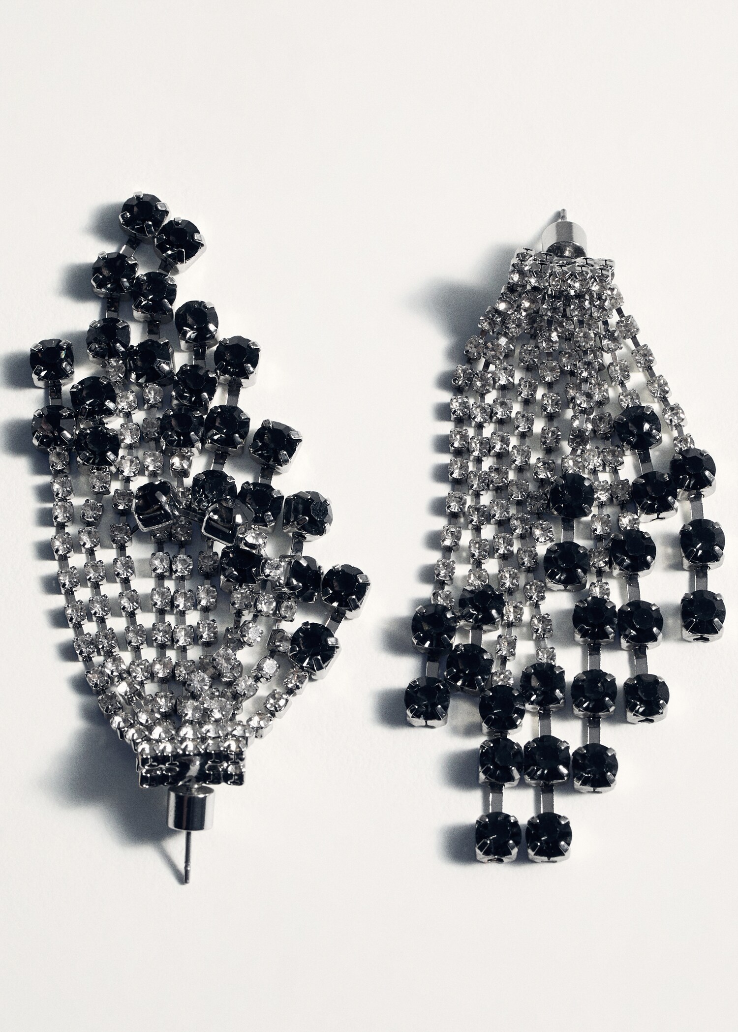Cascade earrings with faceted crystals - Details of the article 5