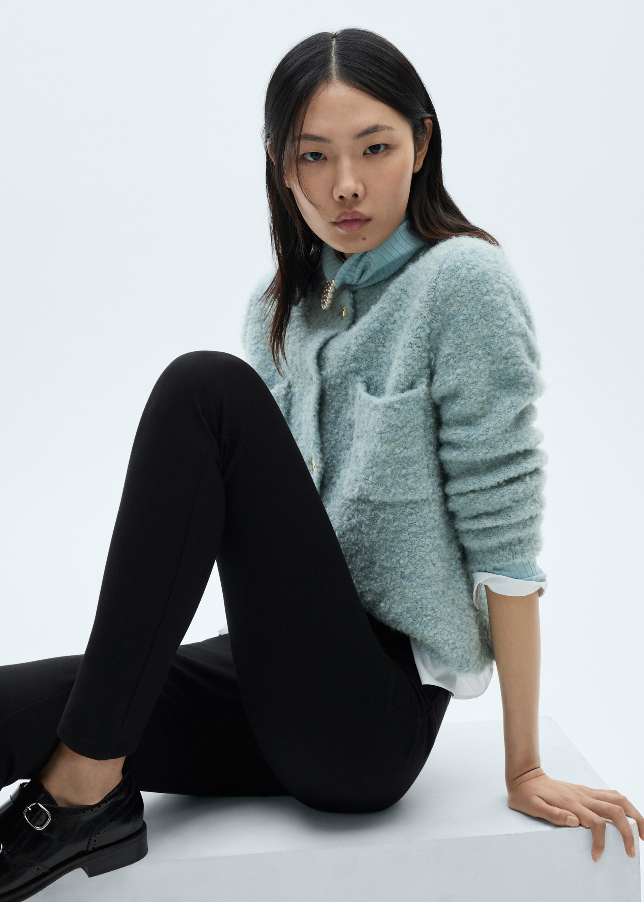 Mid-rise skinny leggings - Details of the article 2, Black. Ref: 87080422-00.