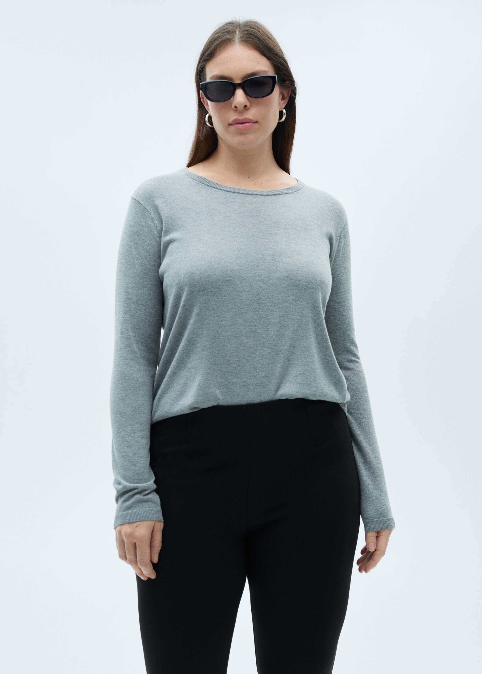 Mid-rise skinny leggings - Details of the article 4, Black. Ref: 87080422-00.