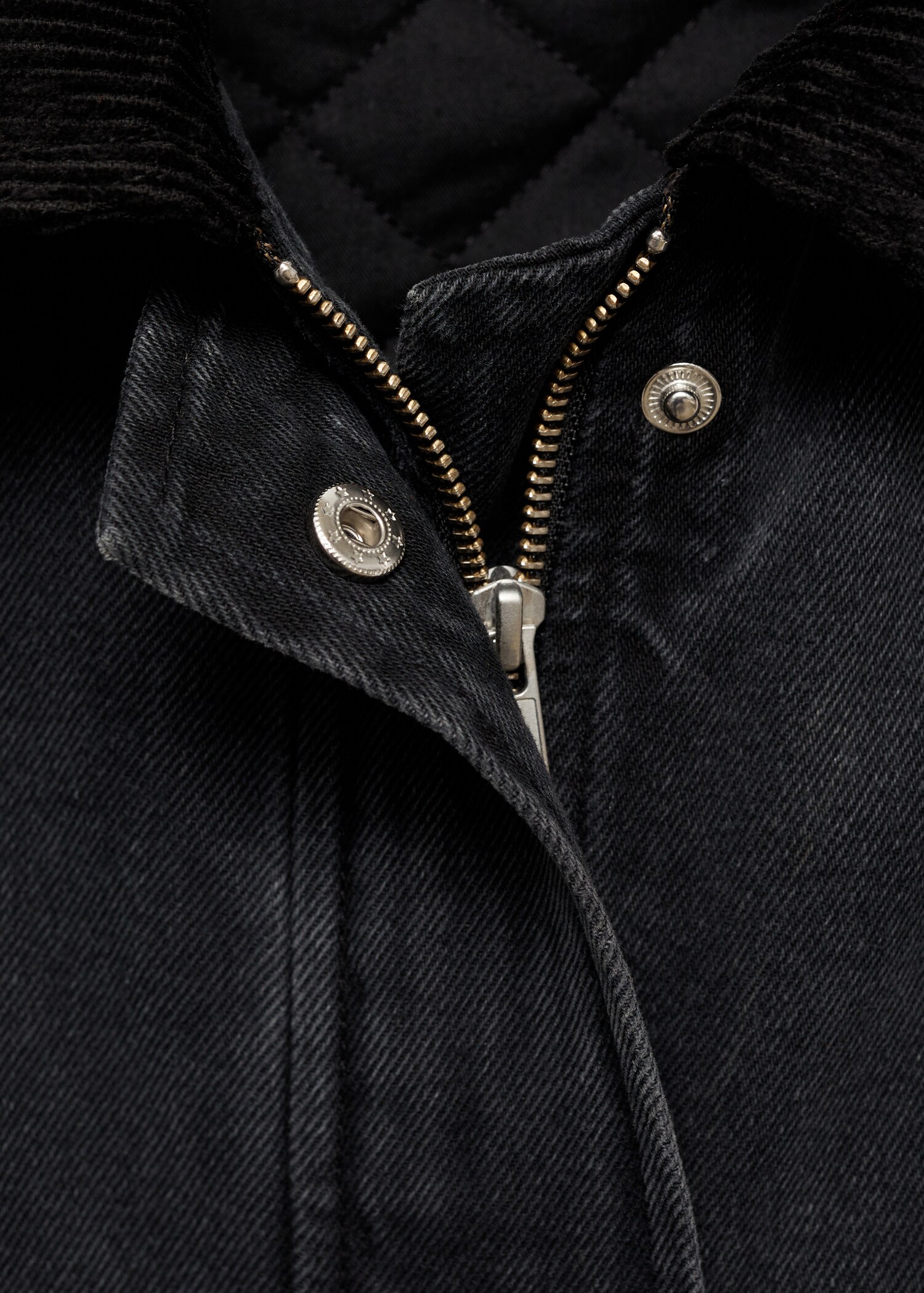 Jacket with corduroy collar pockets - Details of the article 8