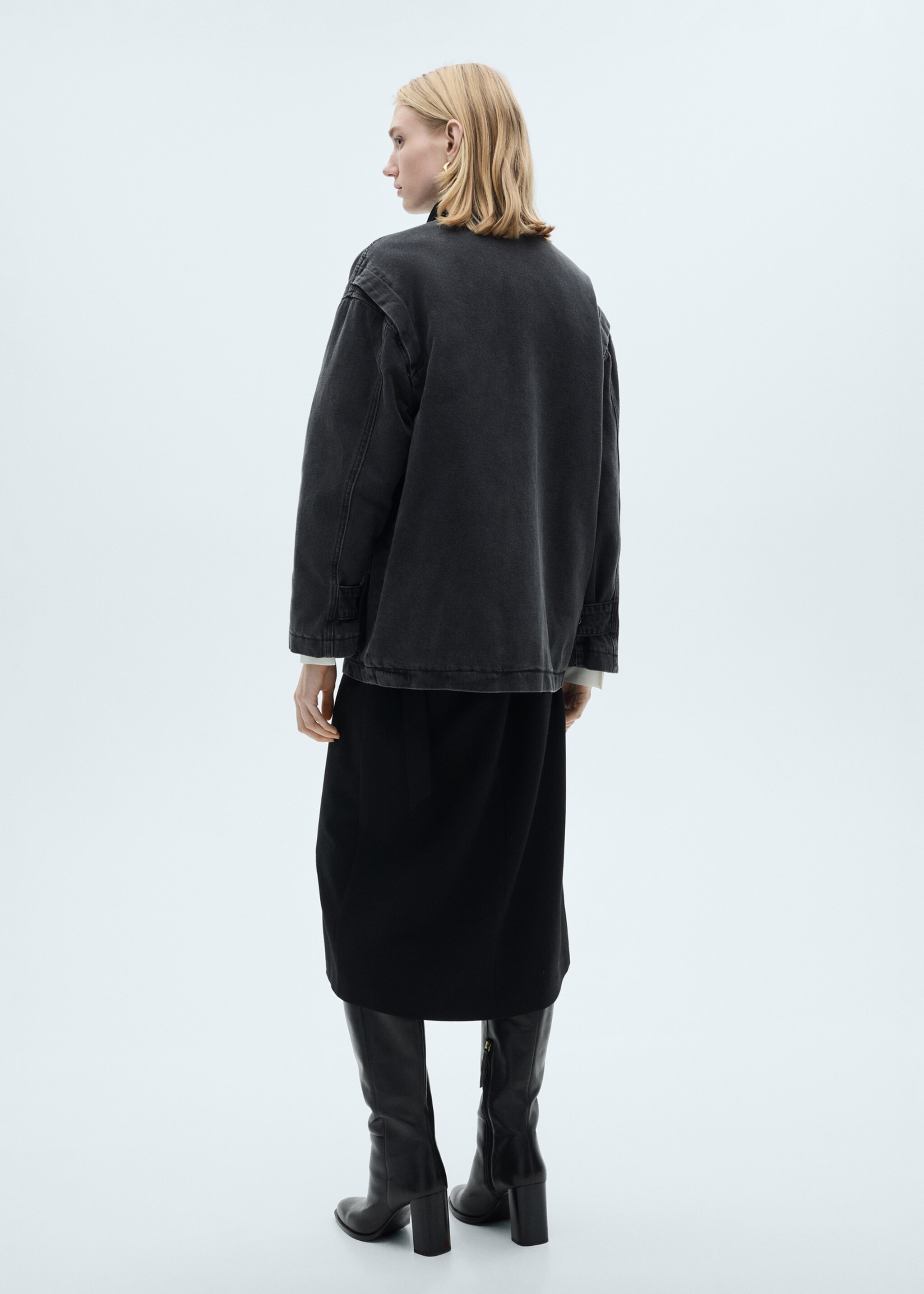 Cazadora bolsillos cuello pana - Reverso del artículo, Denim negro. Ref: 87080424-00.