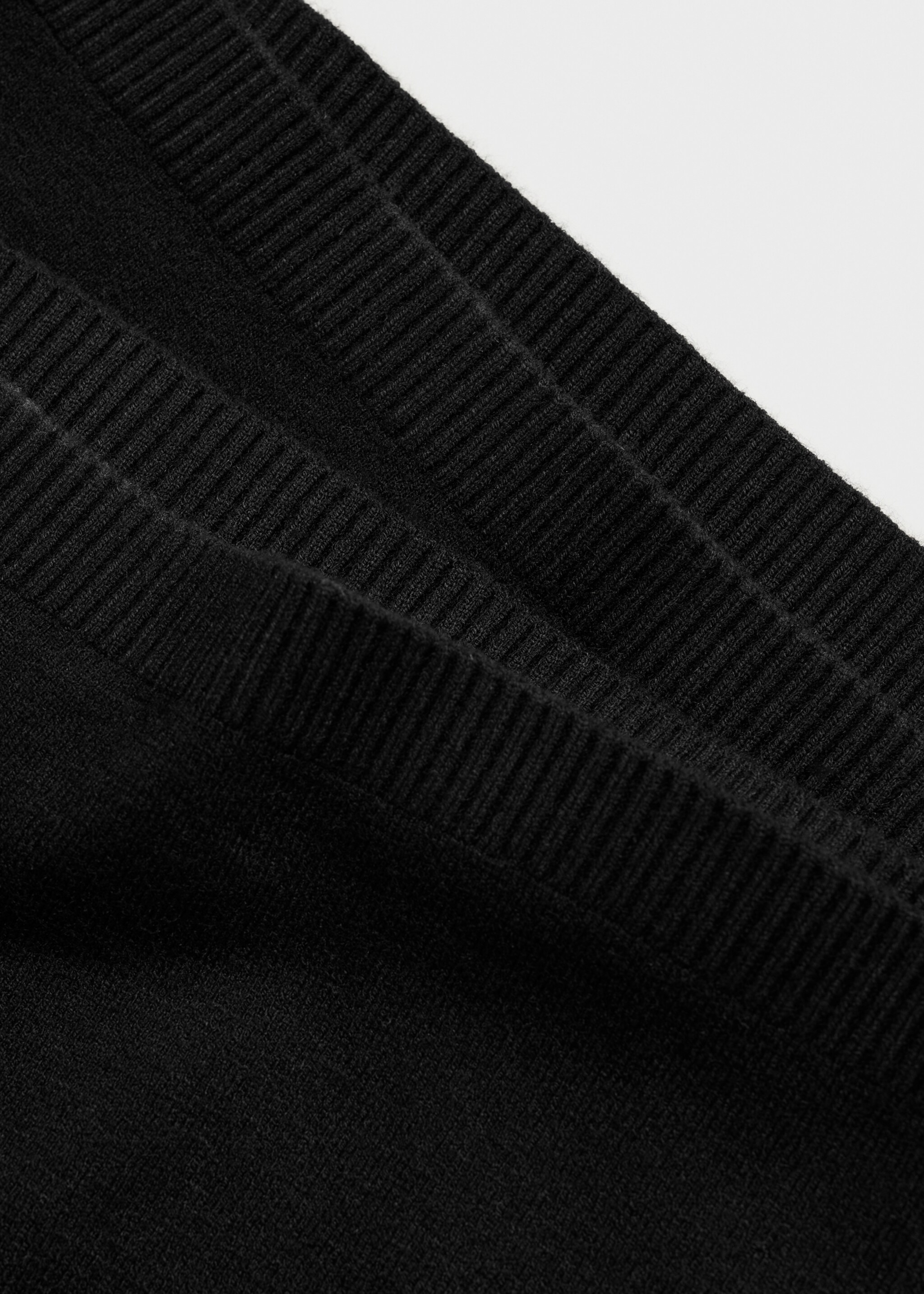 Fine-knit wide leg trousers - Details of the article 0, Black. Ref: 87080425-00.