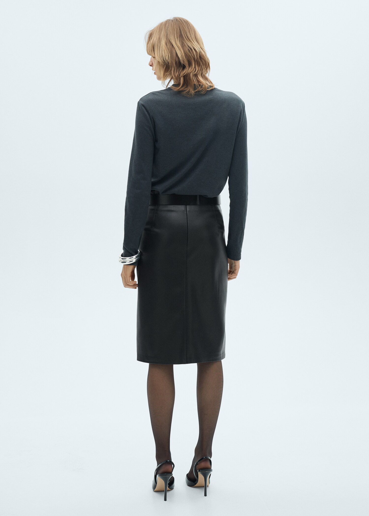 Faux-leather pencil skirt - Reverse of the article