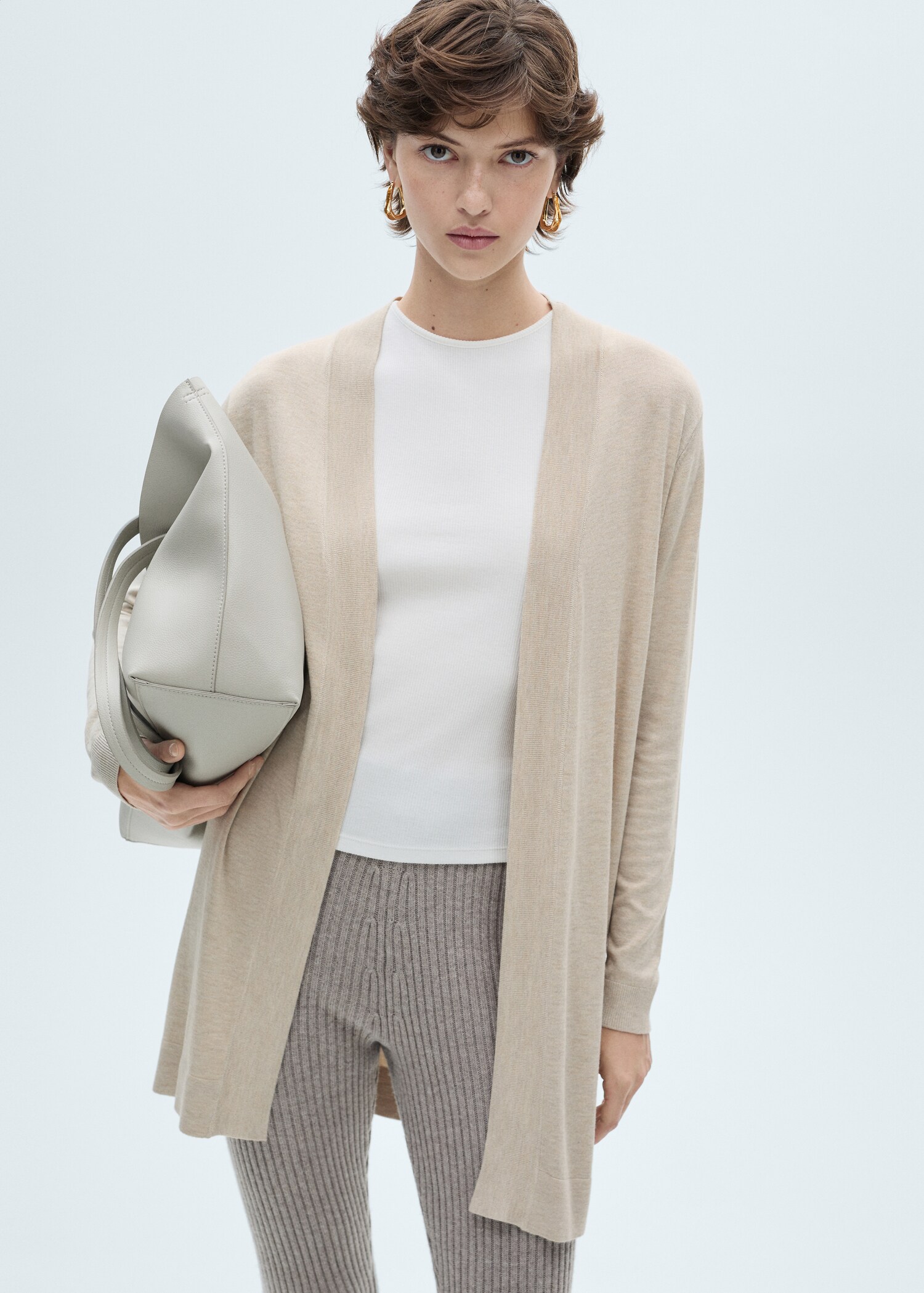 Cardigan maille fine - Plan moyen