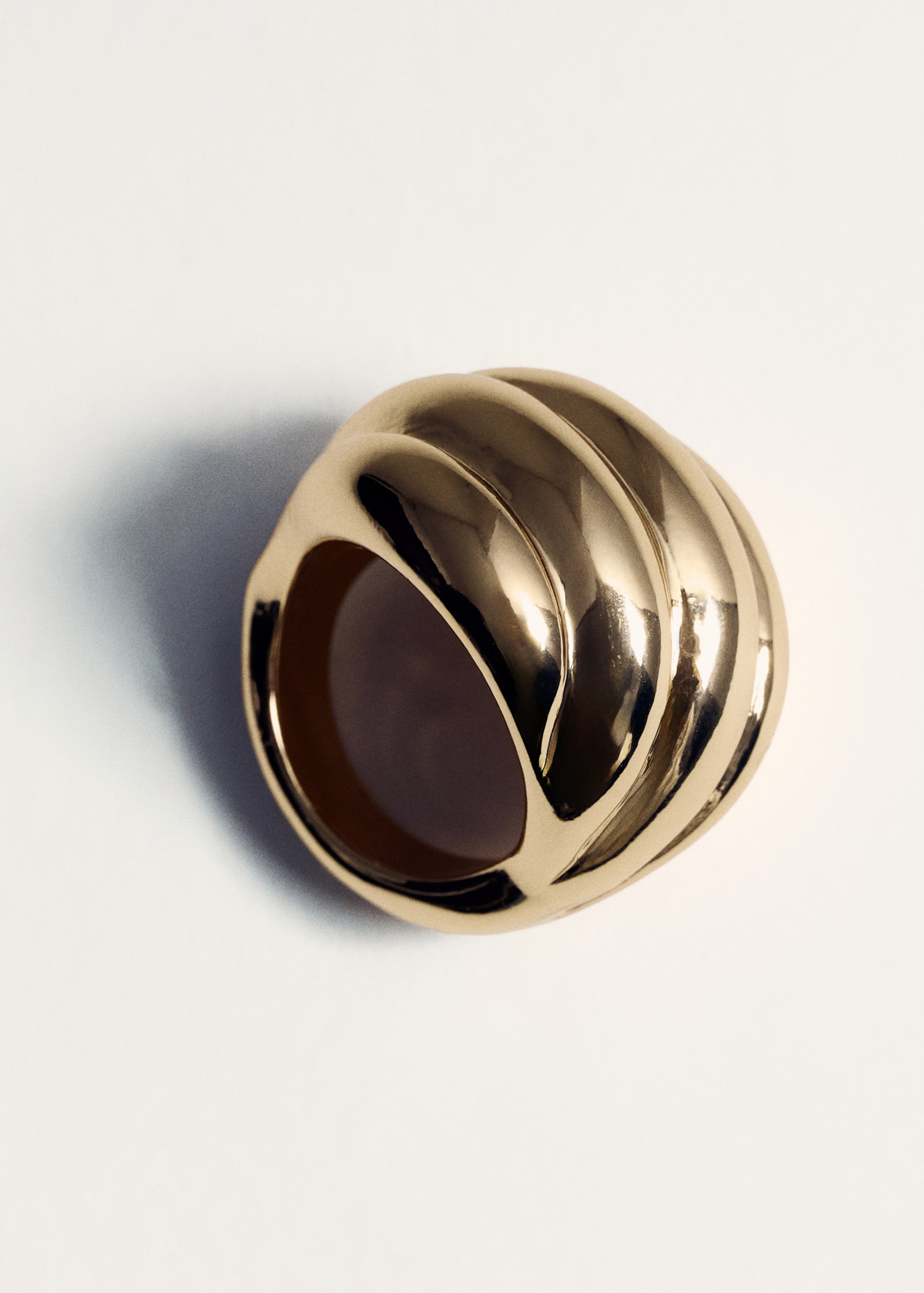 Bague texture relief - Détail de l'article 5, Or. Ref: 87080438-00.