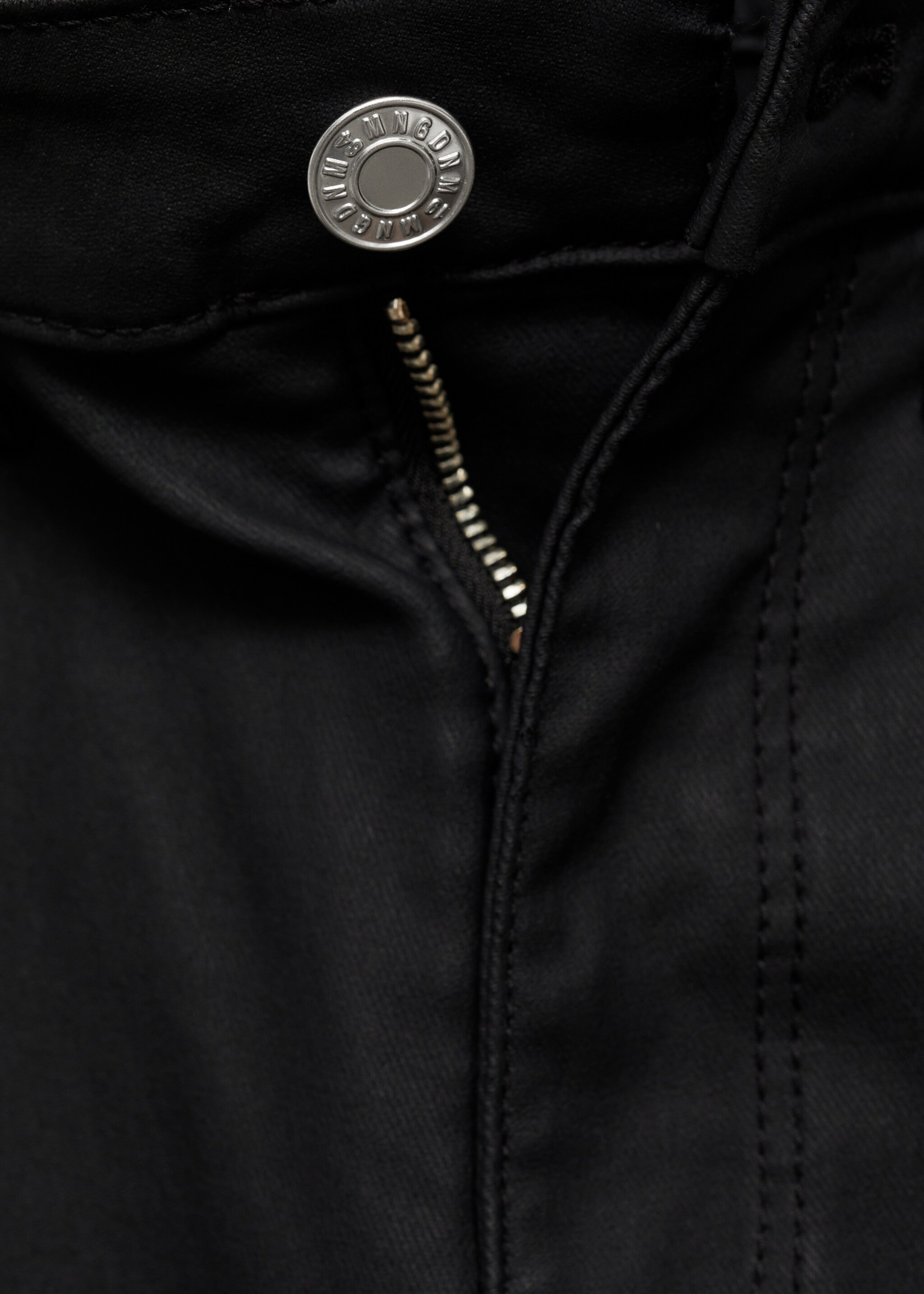 Jean skinny taille normale enduit - Détail de l'article 8, Noir. Ref: 87080444-00.