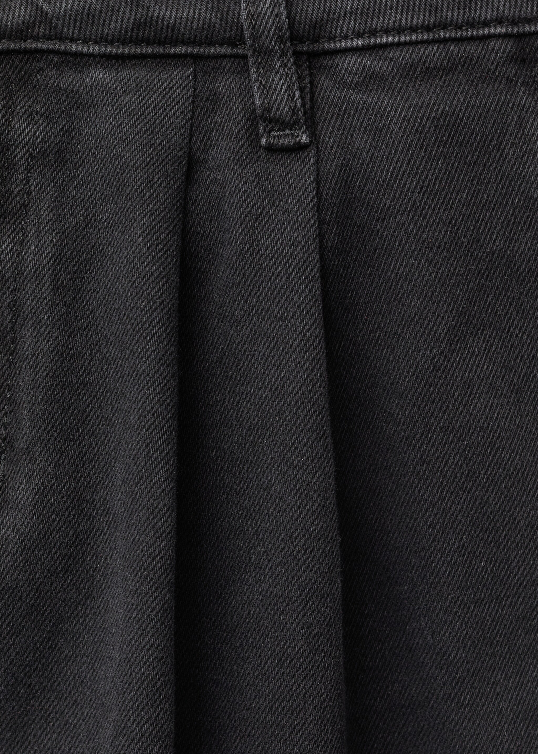 Wide-leg pleated jeans - Details of the article 8, Black denim. Ref: 87080446-00.