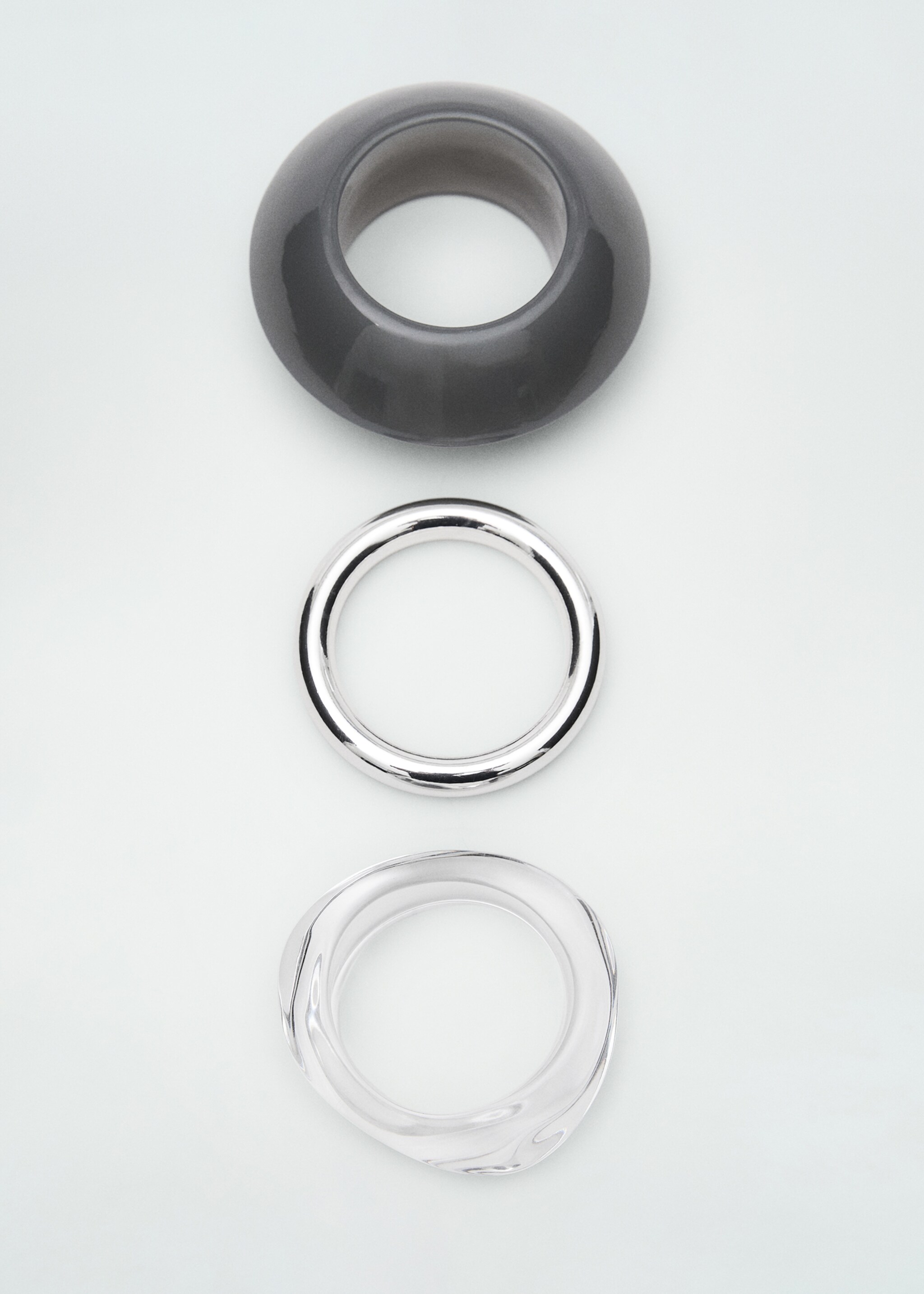 3er-Pack Kombinierte Kunstharz-Armbänder - Artikel ohne Model, Silber. Ref: 87080450-00.