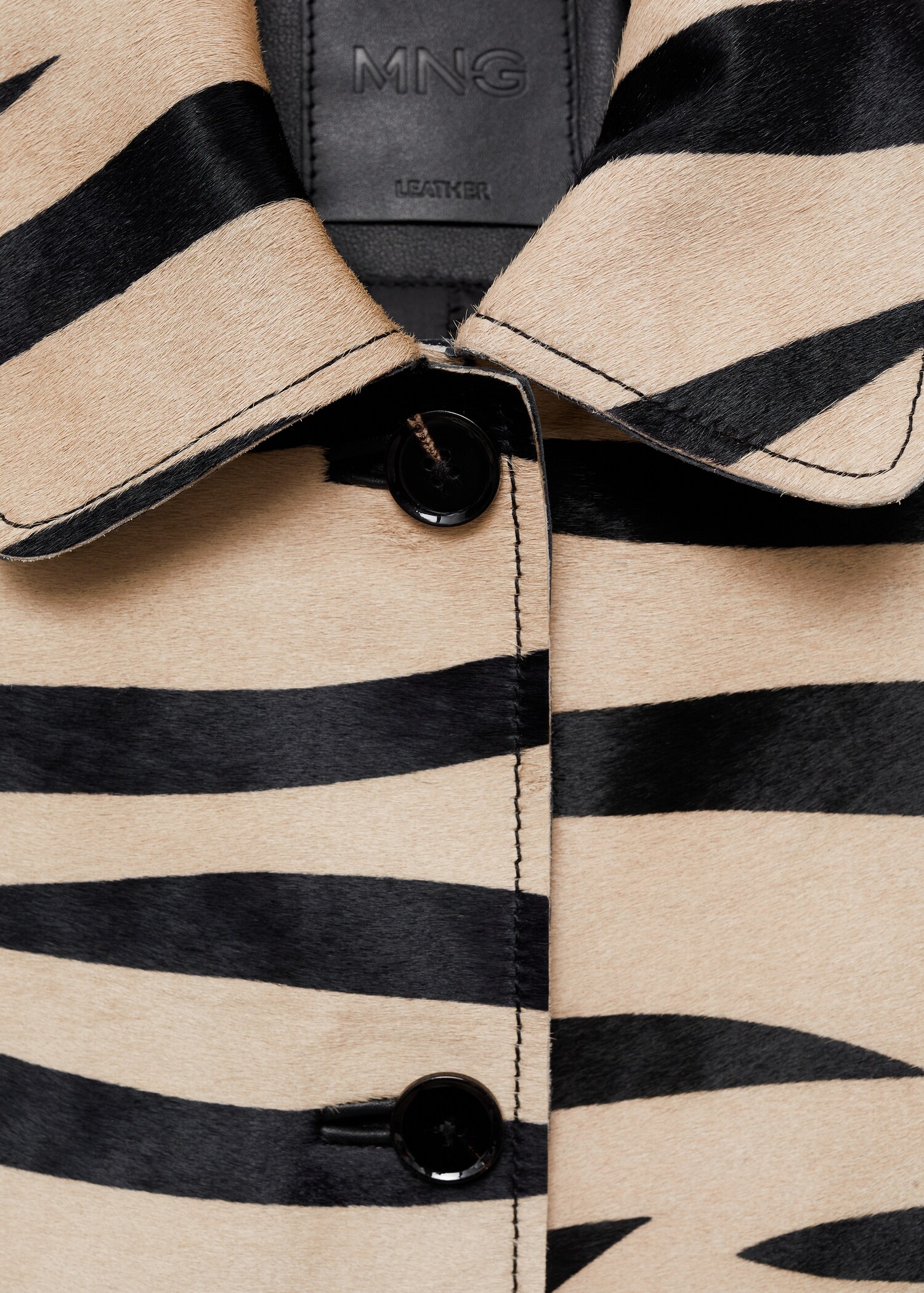 Veste cuir et imitation fourrure zébrée - Détail de l'article 8