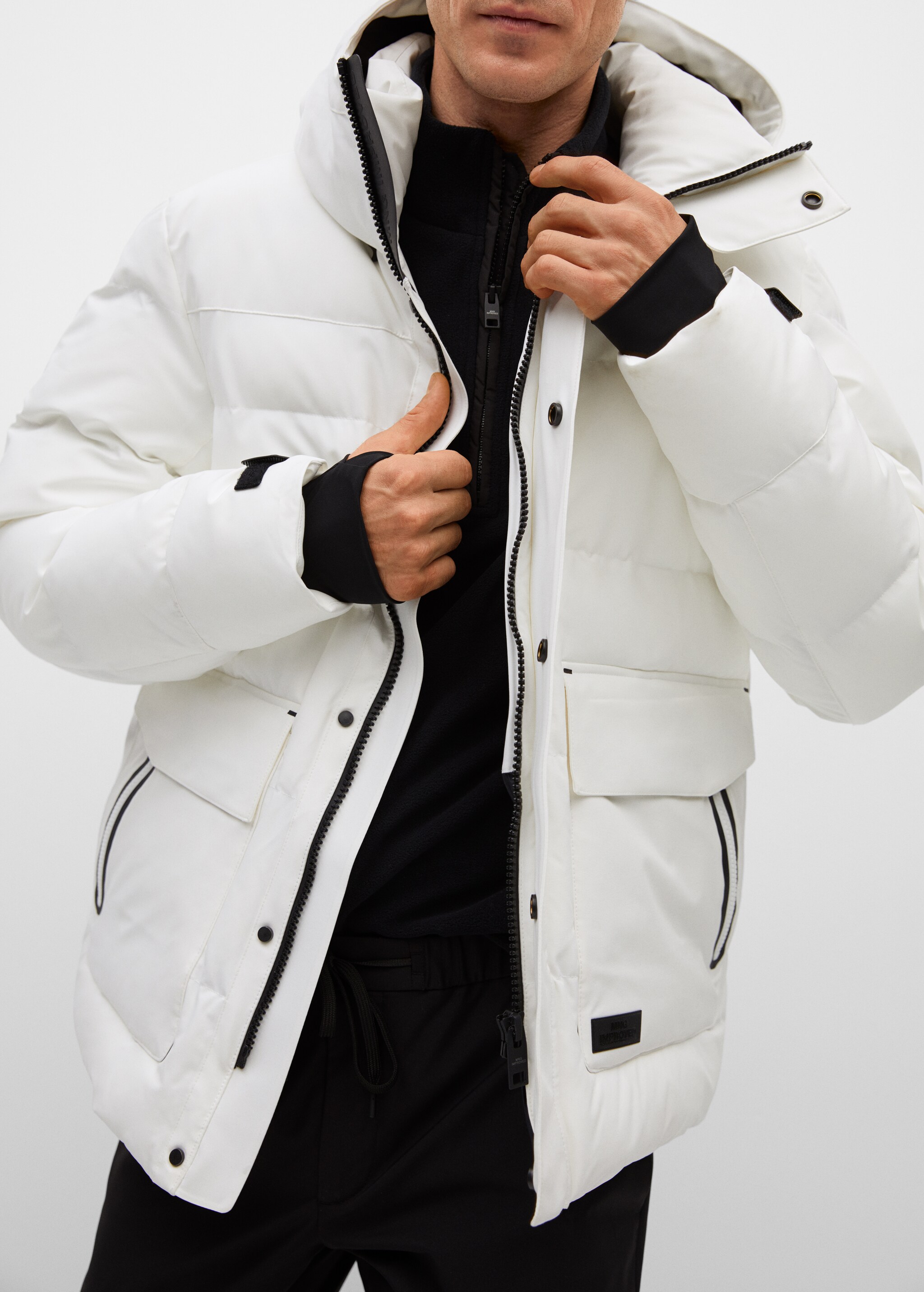 Anorak acolchado tejido técnico - Detalle del artículo 5