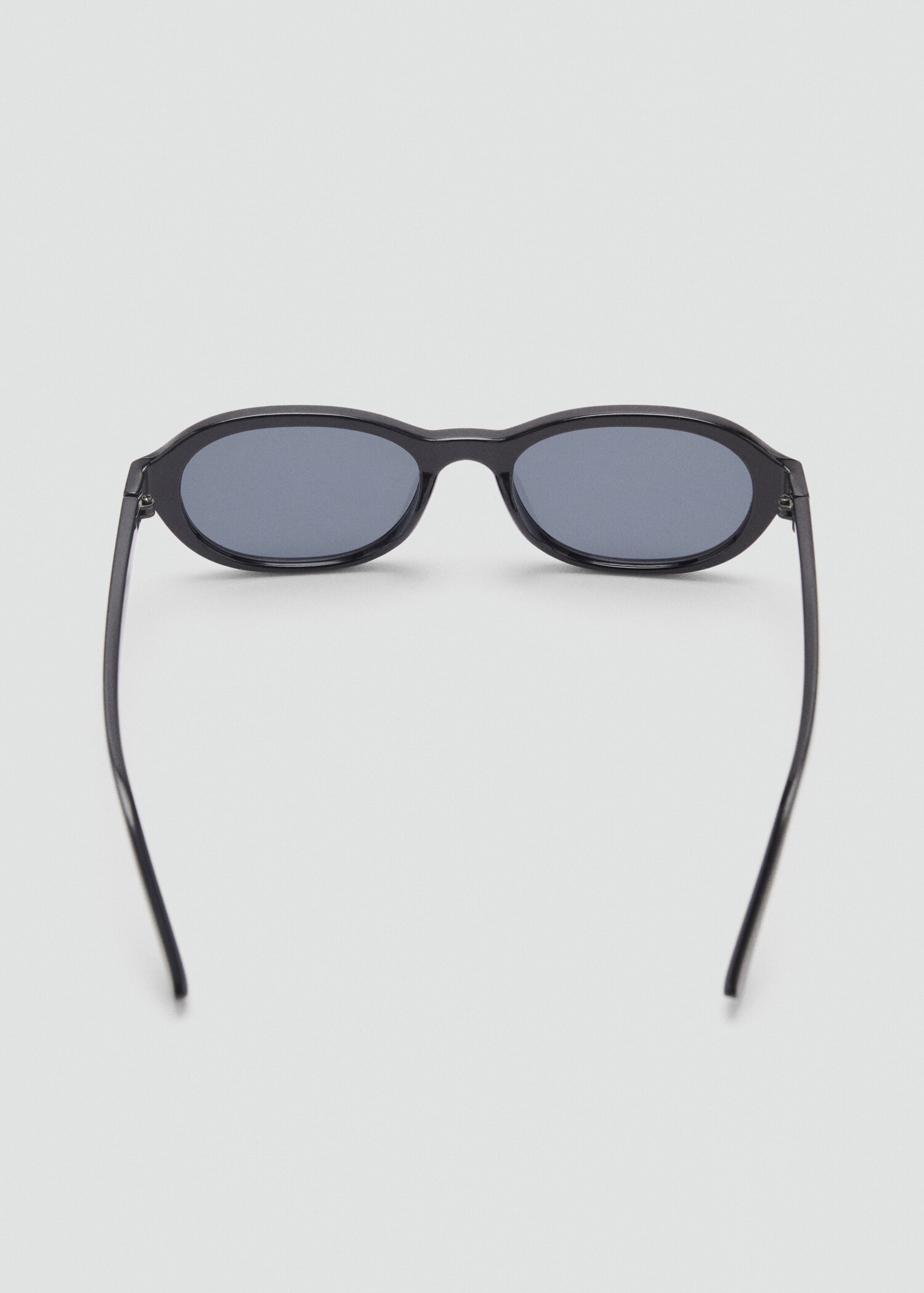 Sonnenbrille mit ovaler Fassung - Detail des Artikels 1