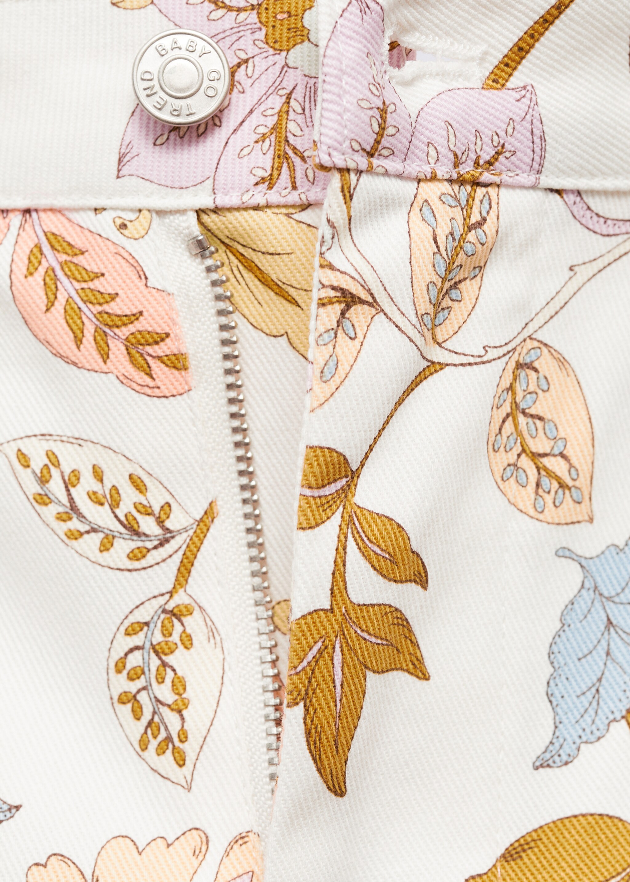 Gerade Hose mit floralem Print - Detail des Artikels 8, Ecru. Ref: 87080587-00.