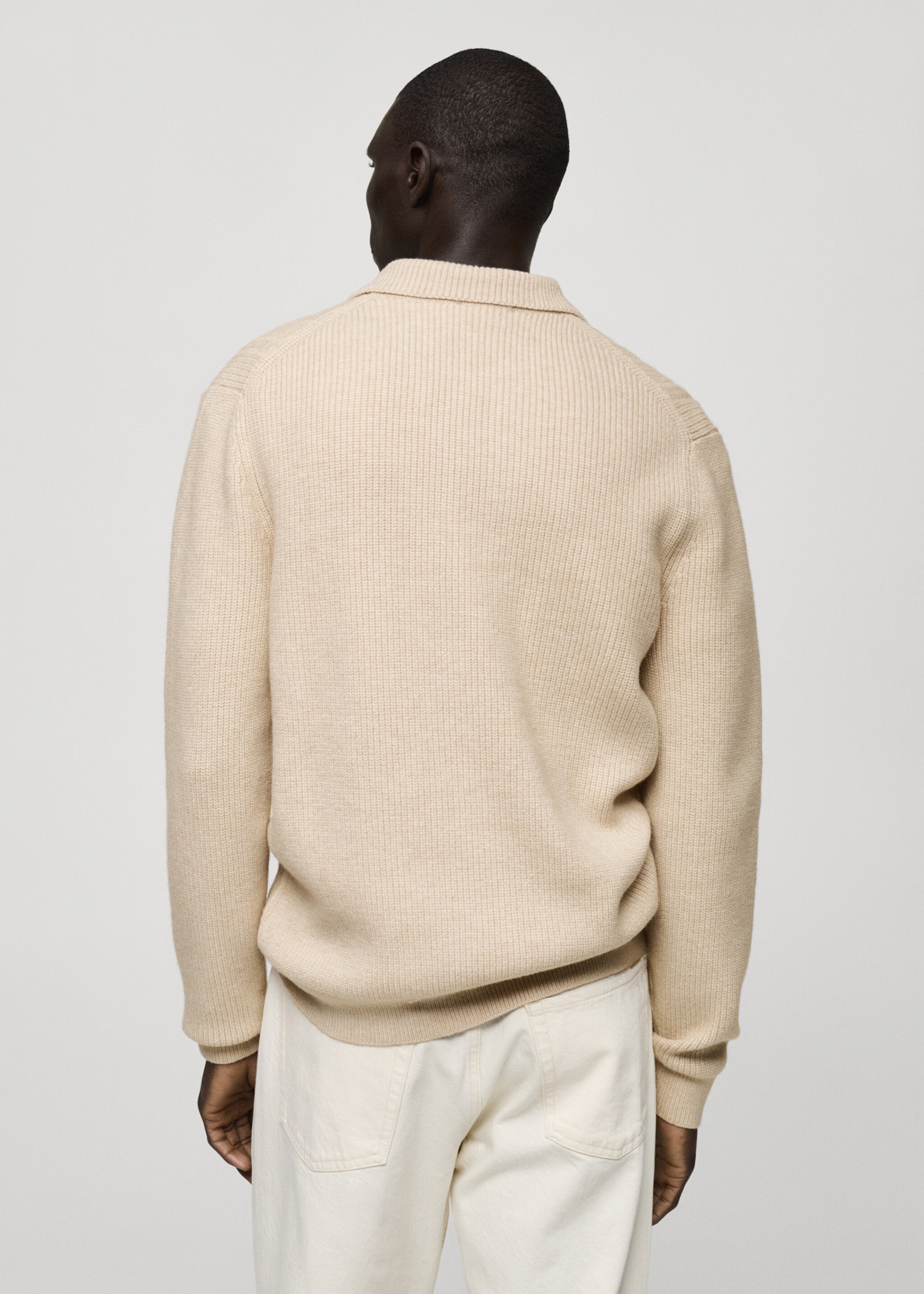 Knitted structured polo sweater - Reverse of the article, Ecru. Ref: 87080599-00.