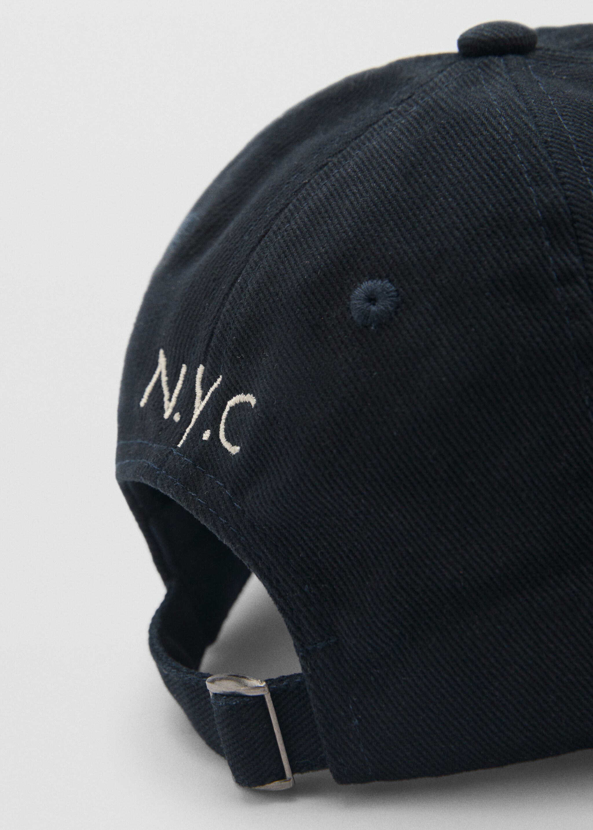 Embroidered canvas cap - Details of the article 1, Dark Navy. Ref: 87080602-00.