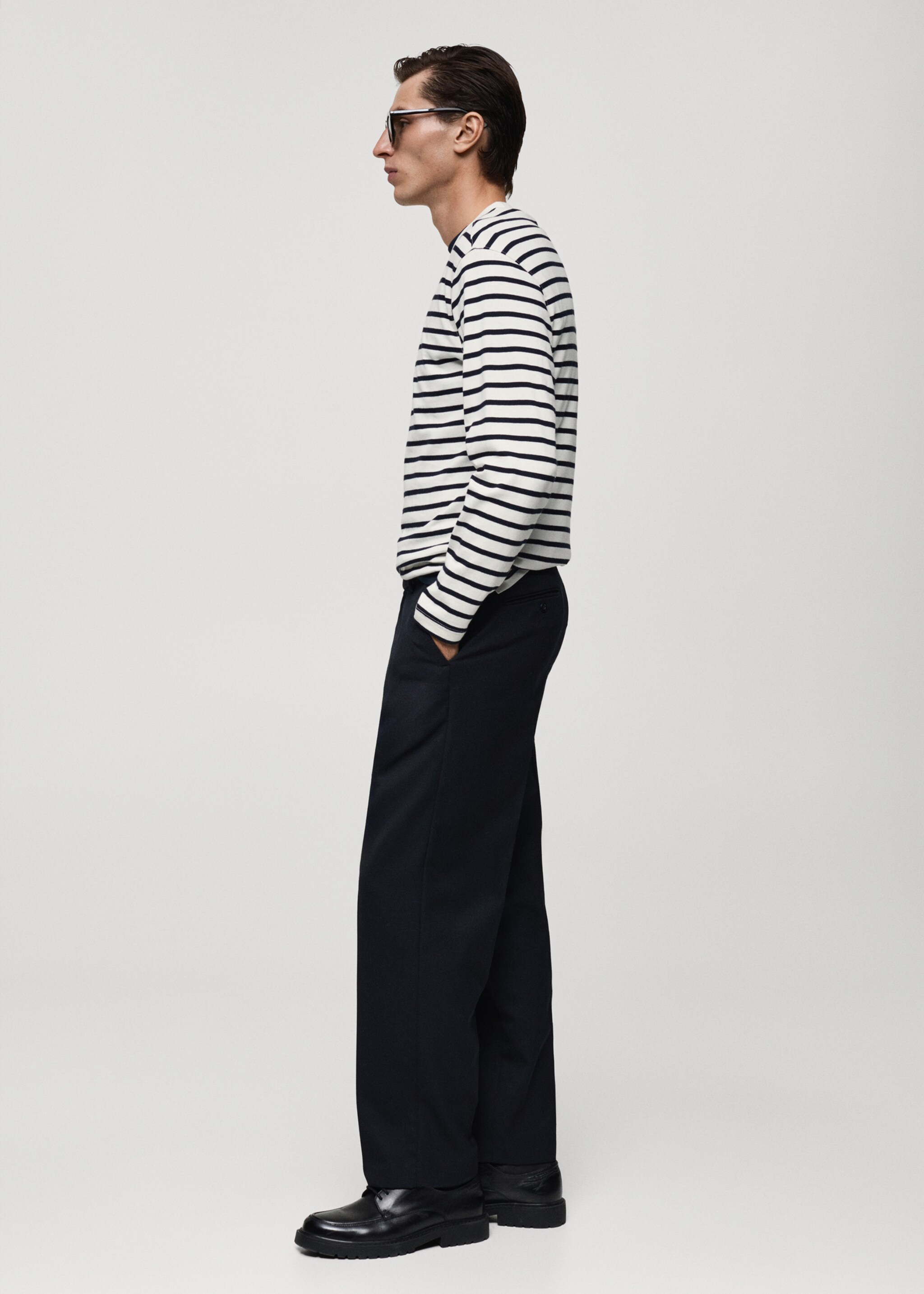 Camiseta 100% algodón rayas - Detalle del artículo 2, Azul marino oscuro. Ref: 87080614-00.