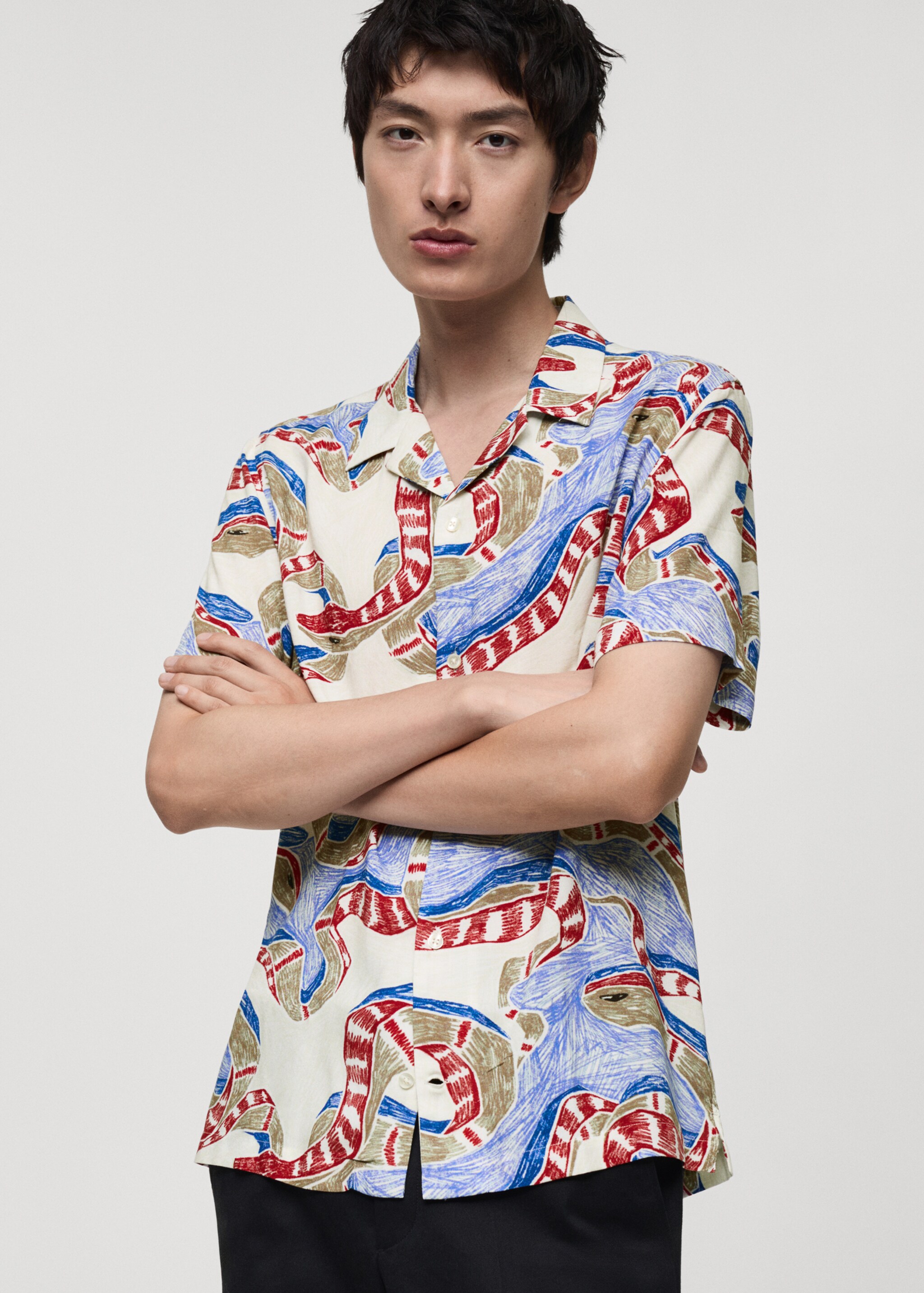 Regular-fit printed shirt - Details of the article 4, Red. Ref: 87080621-00.