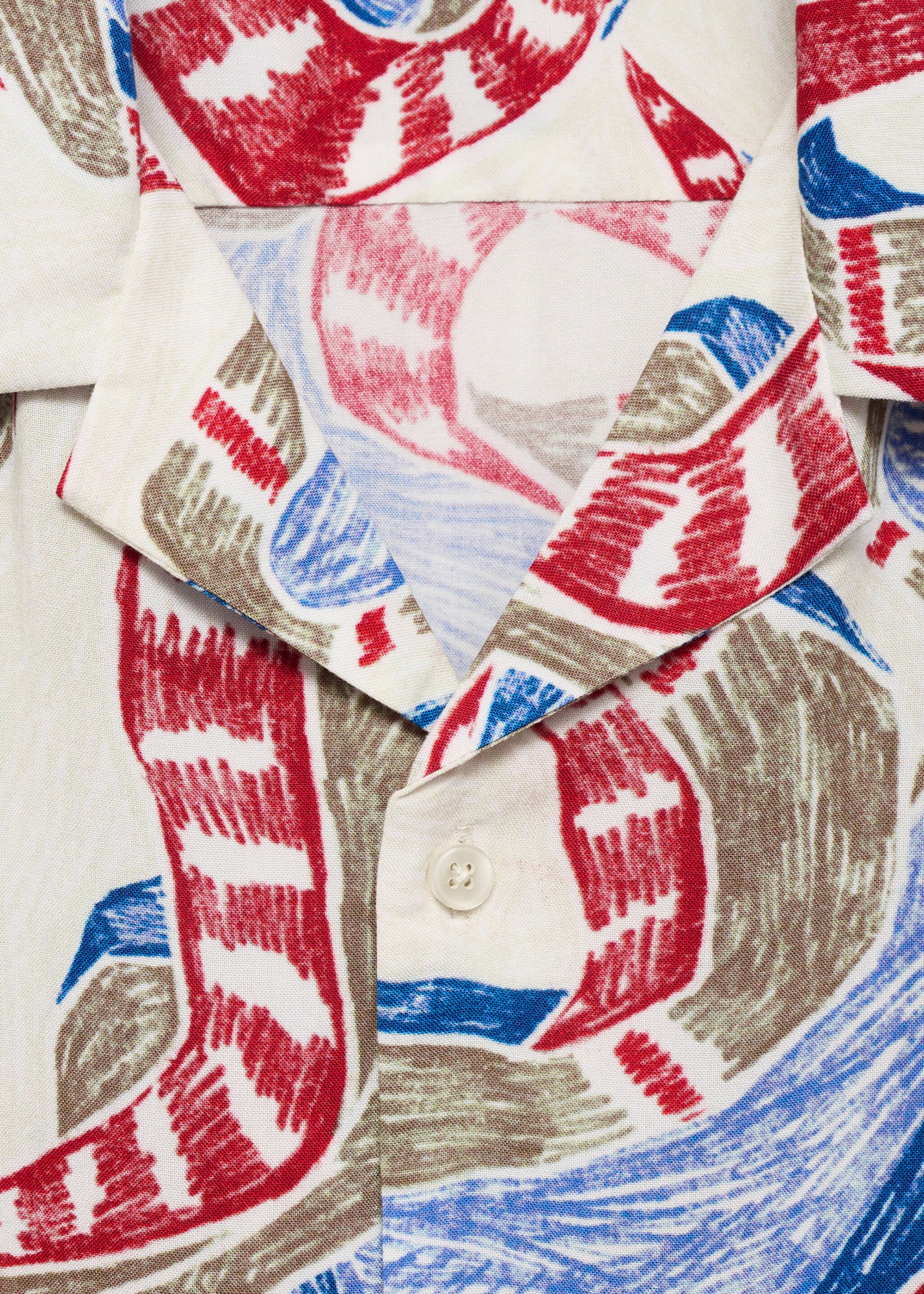 Regular-fit printed shirt - Details of the article 8, Red. Ref: 87080621-00.