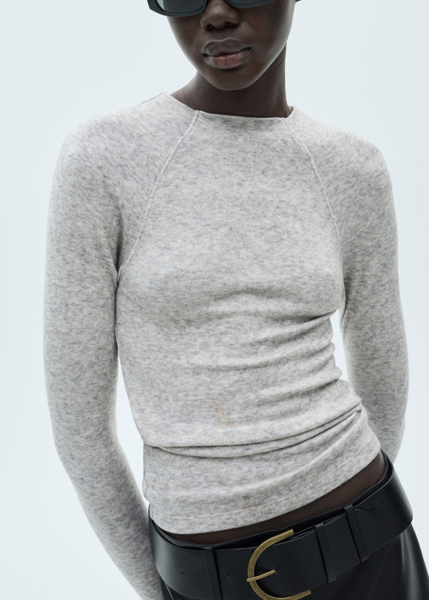 T-Shirt mit Ziernähten - Detail des Artikels 1