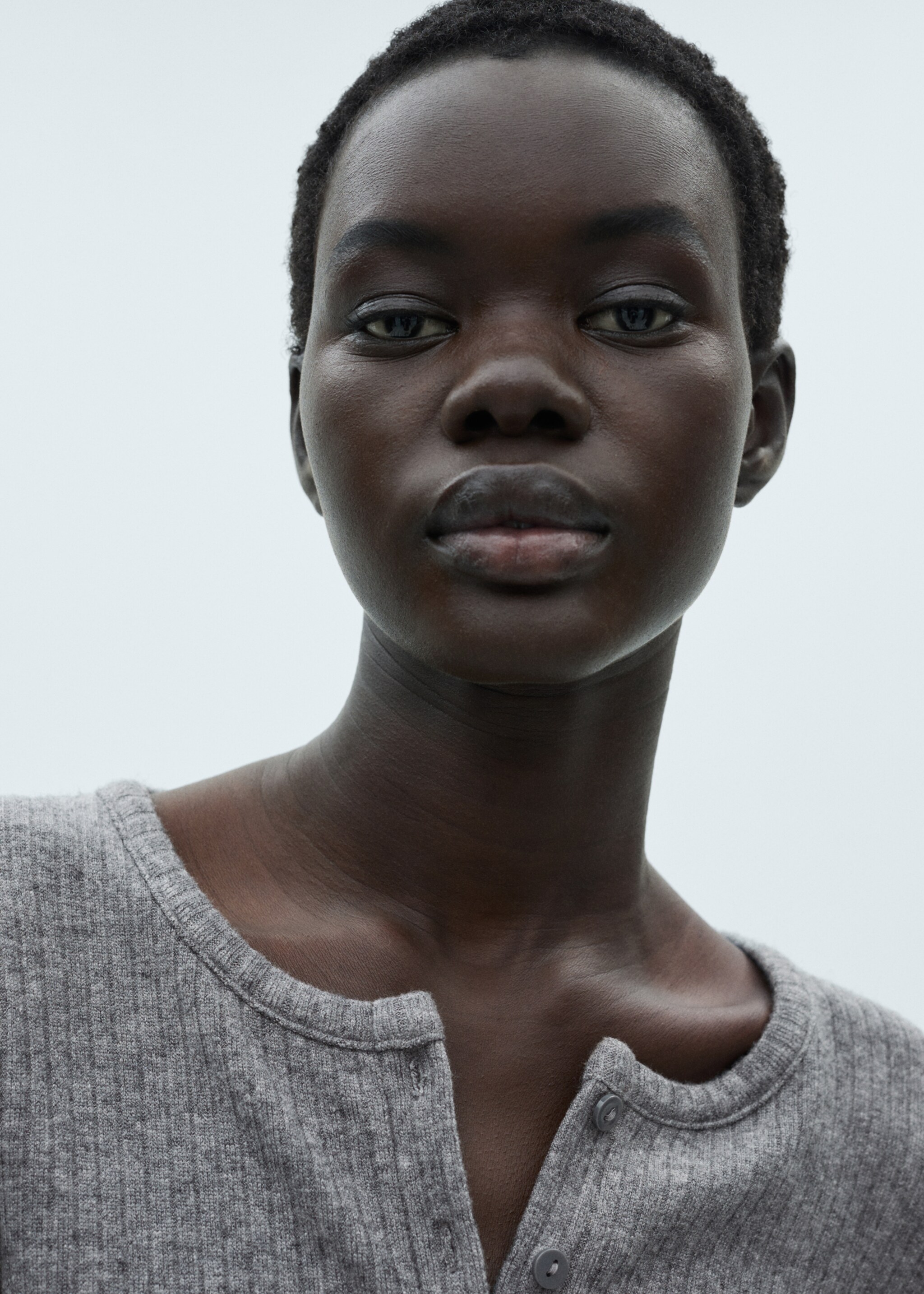 Buttoned ribbed cardigan - Details of the article 1, Grey. Ref: 87080629-00.