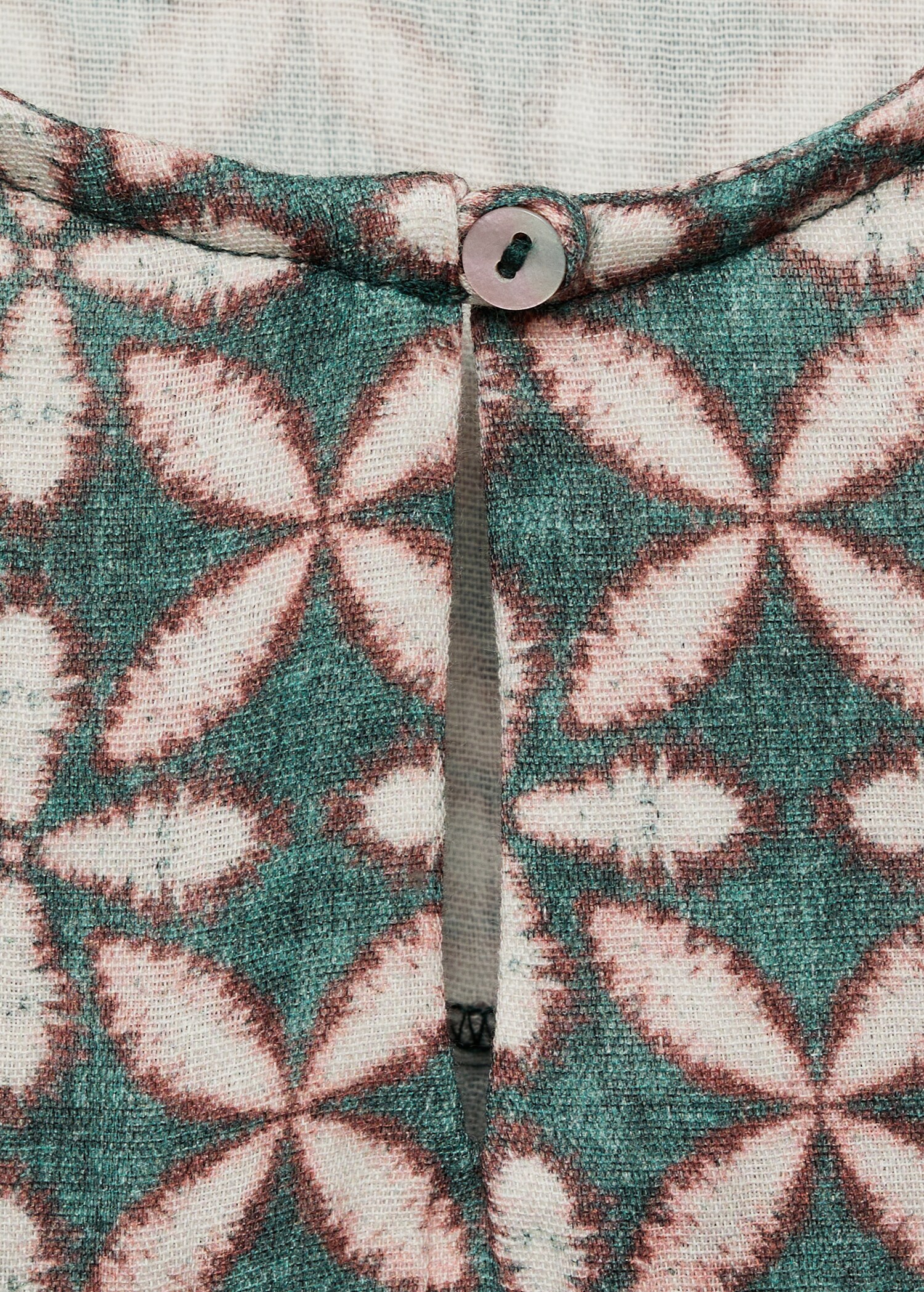 Ruffled printed dress - Details of the article 0