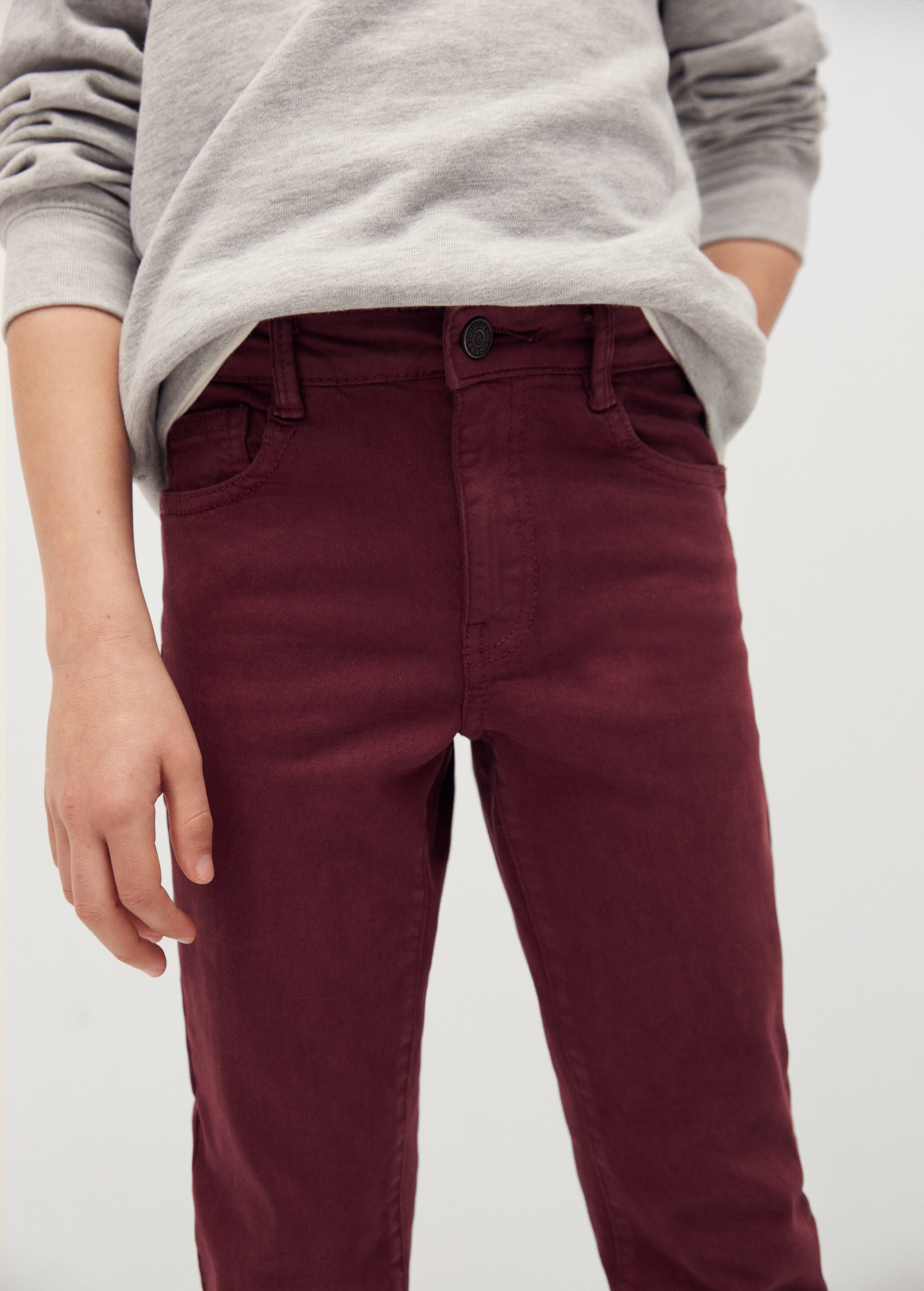 Bavlněné kalhoty slim fit - Náhled ve středové rovině