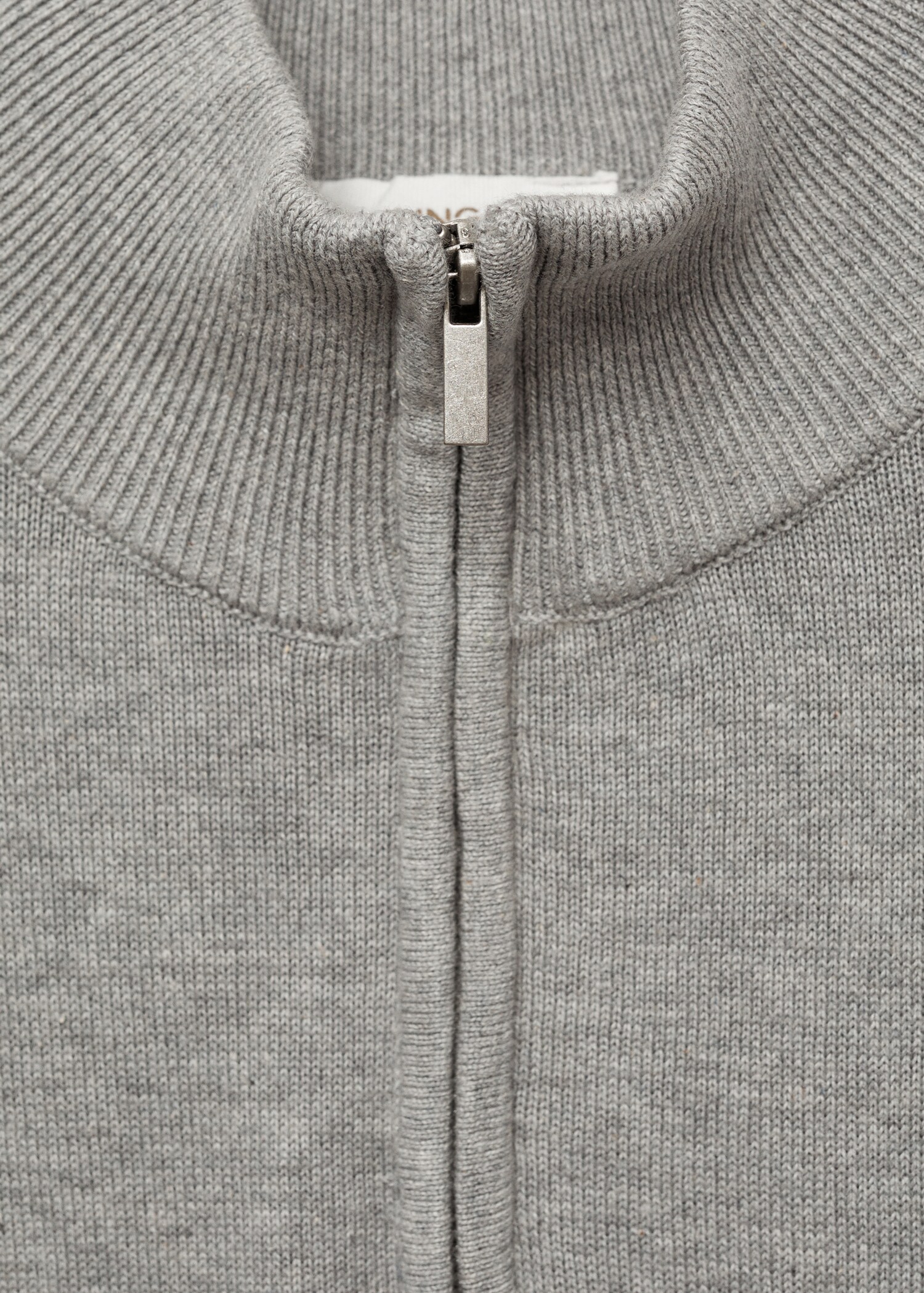 Perkins-neck sweater with zip - Details of the article 8