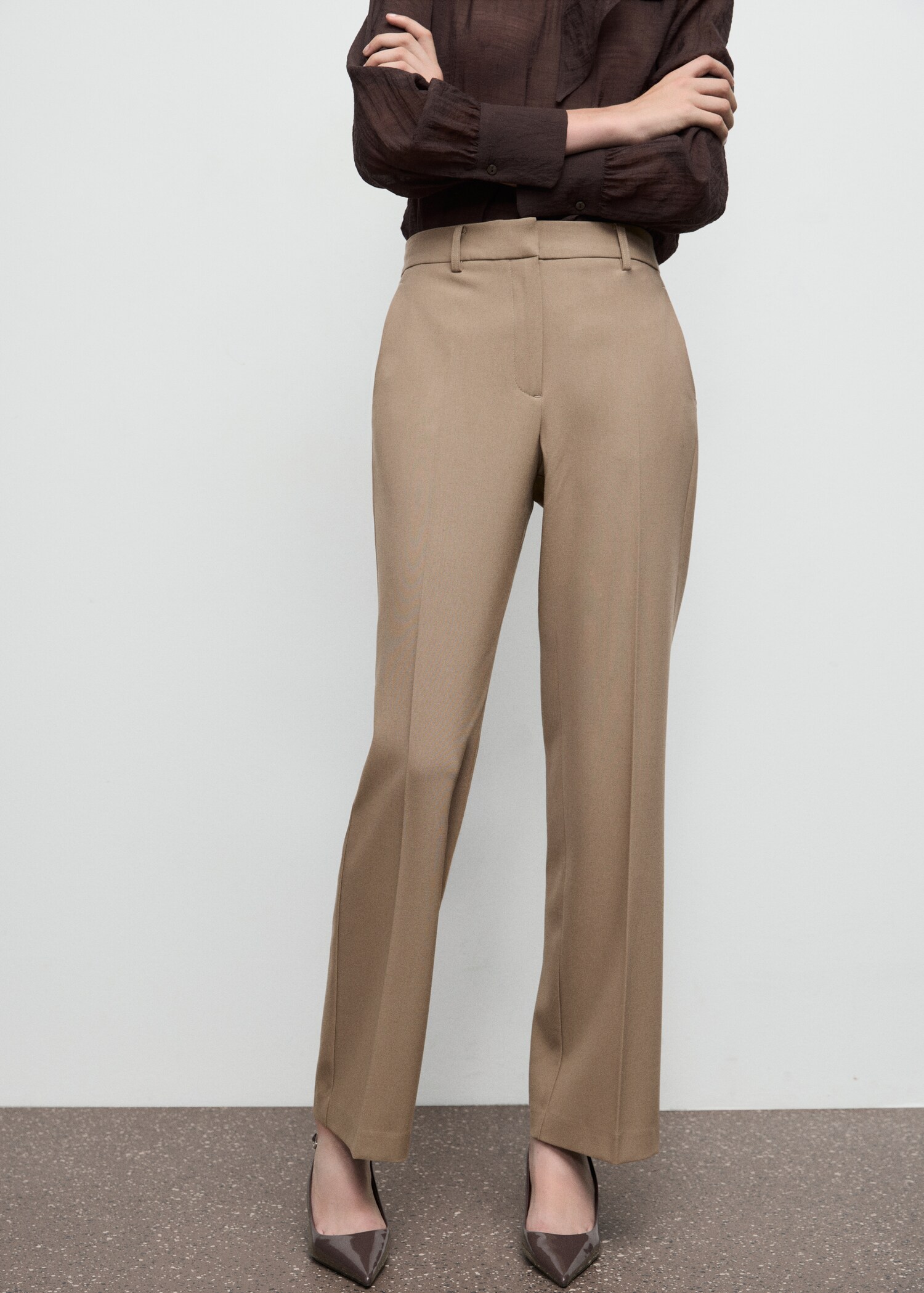 Straight mid-rise trousers - Medium plane