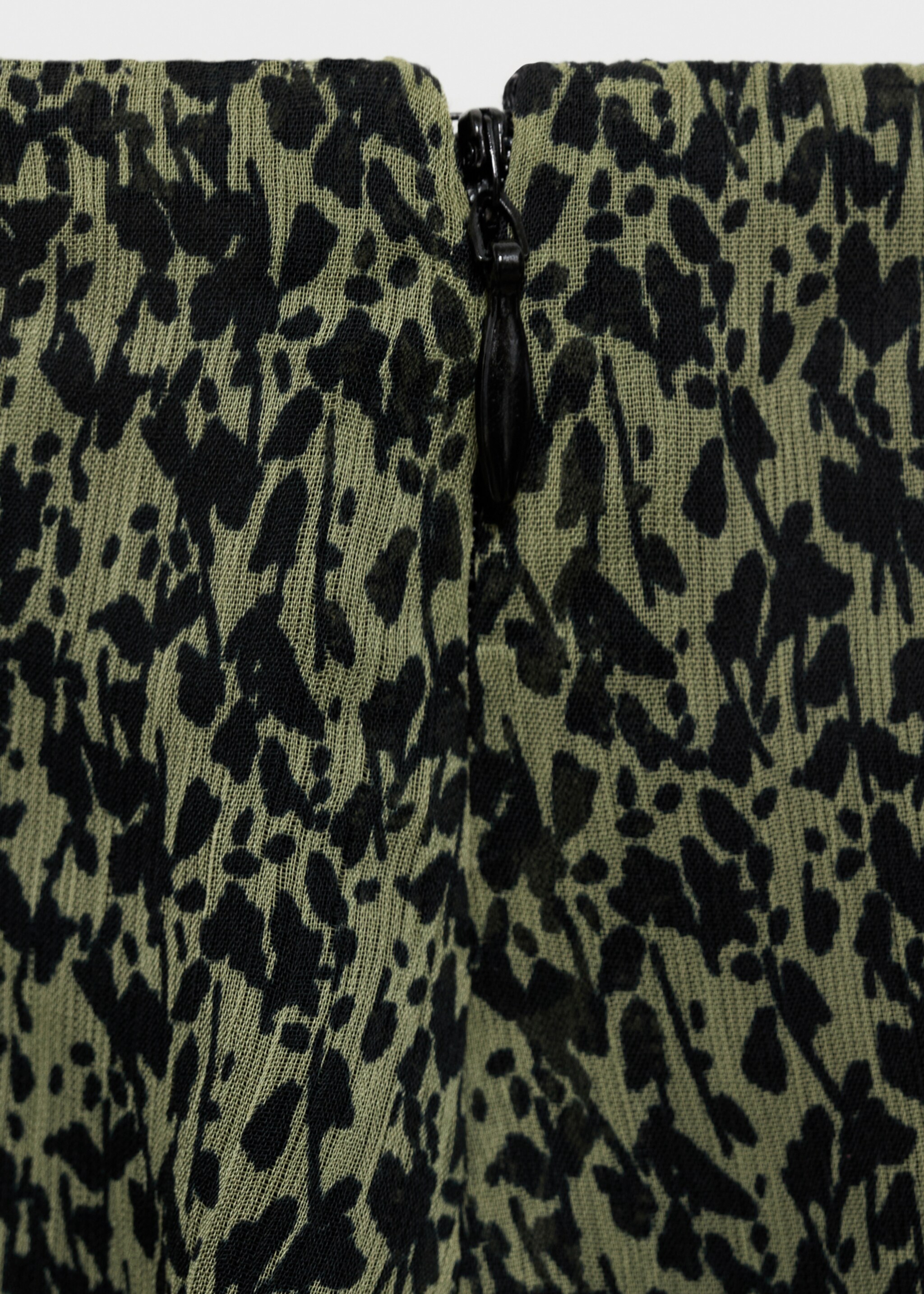 Printed long skirt - Details of the article 0, Black. Ref: 87081512-00.