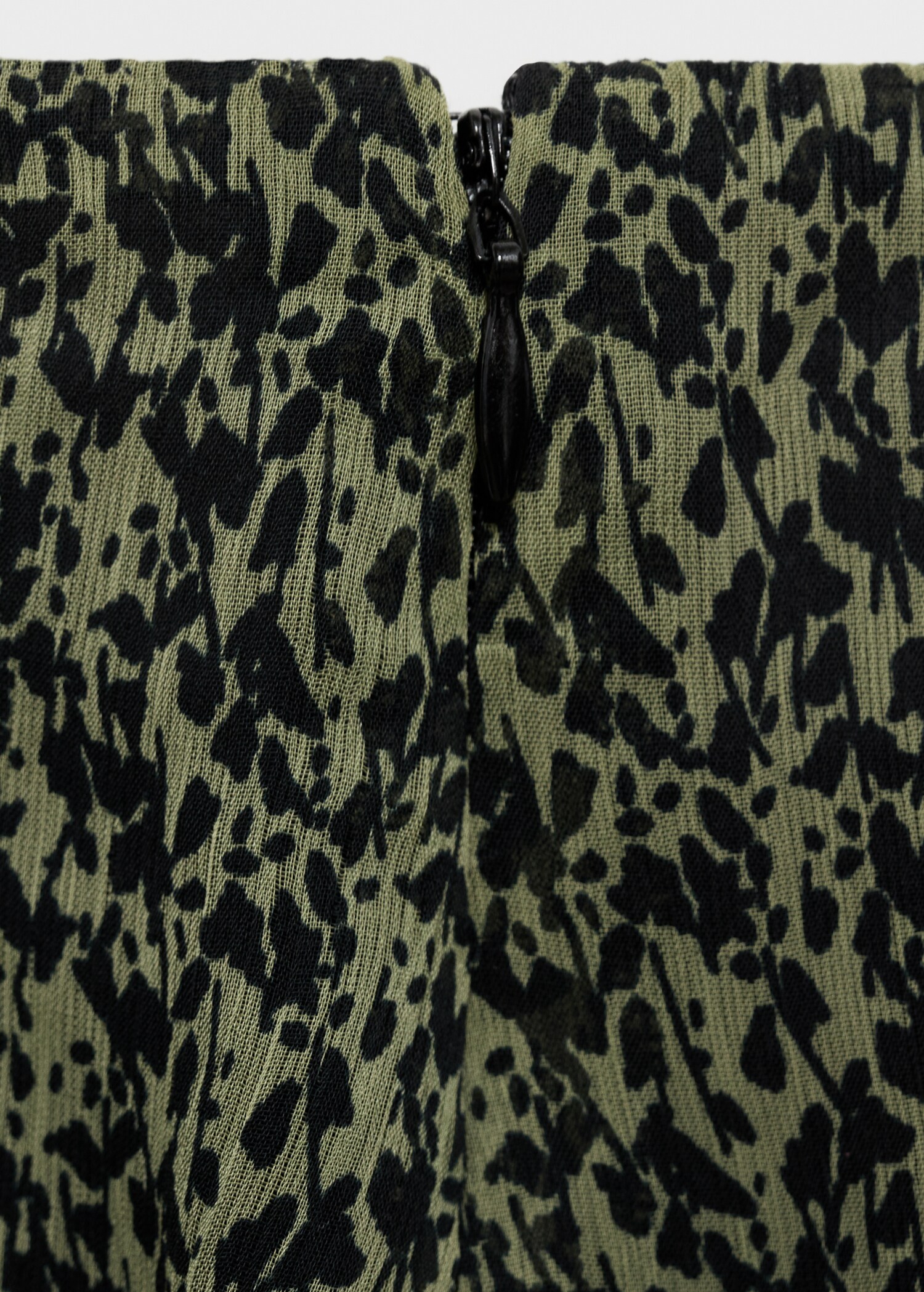 Printed long skirt - Details of the article 0