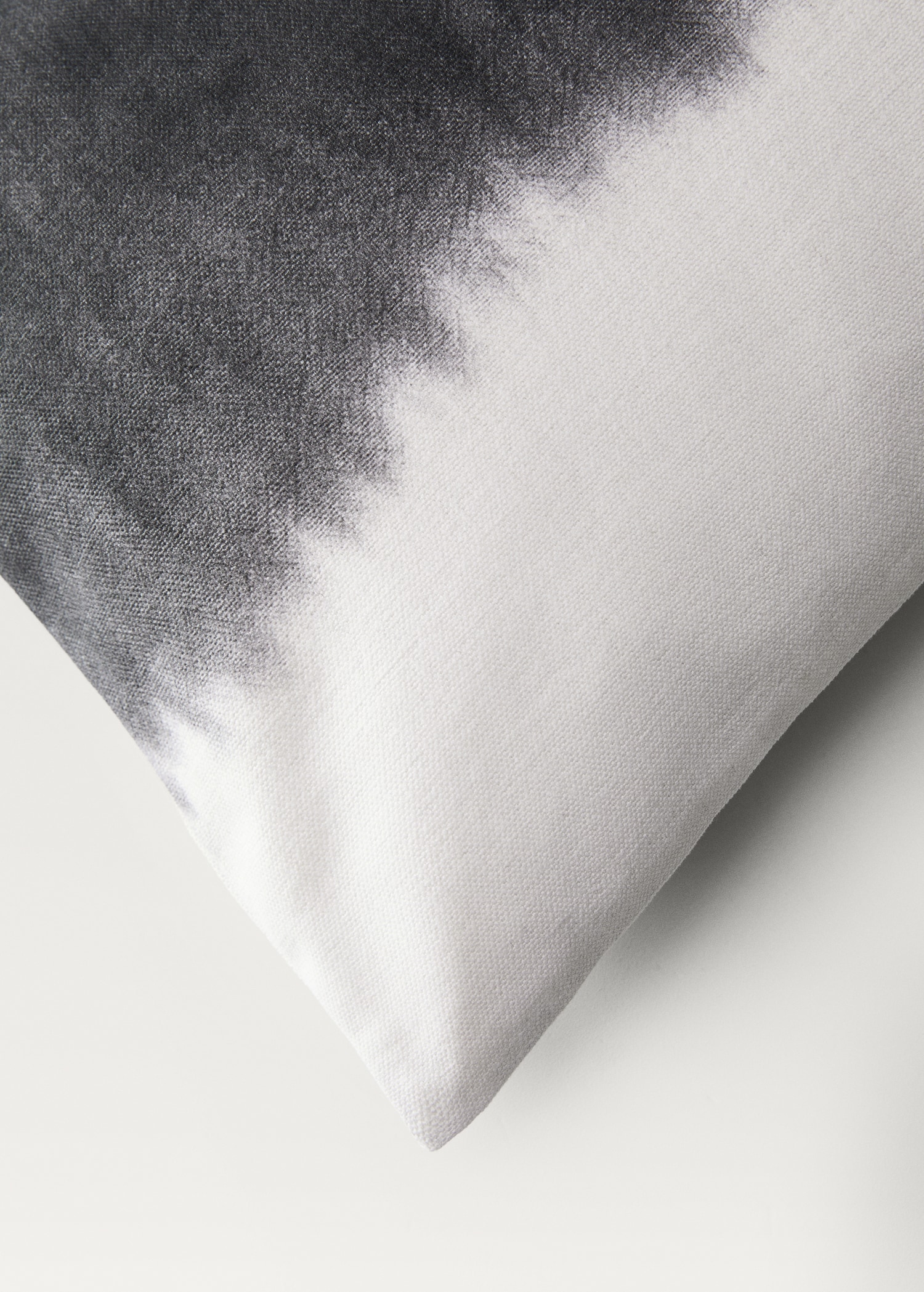 Cushion cover with gradient effect 30x50 cm - Details of the article 2