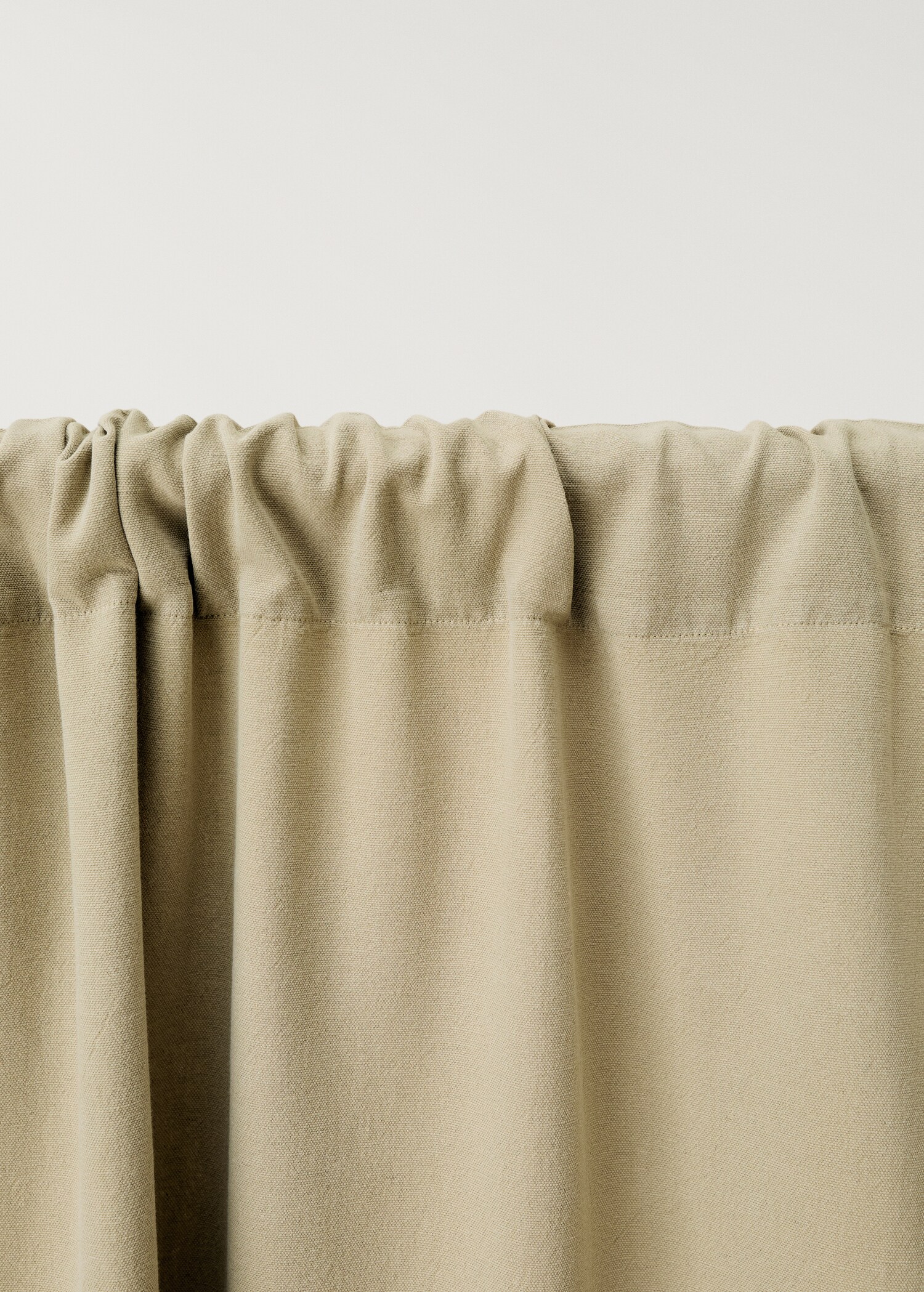 Washed-effect linen curtain - Details of the article 2