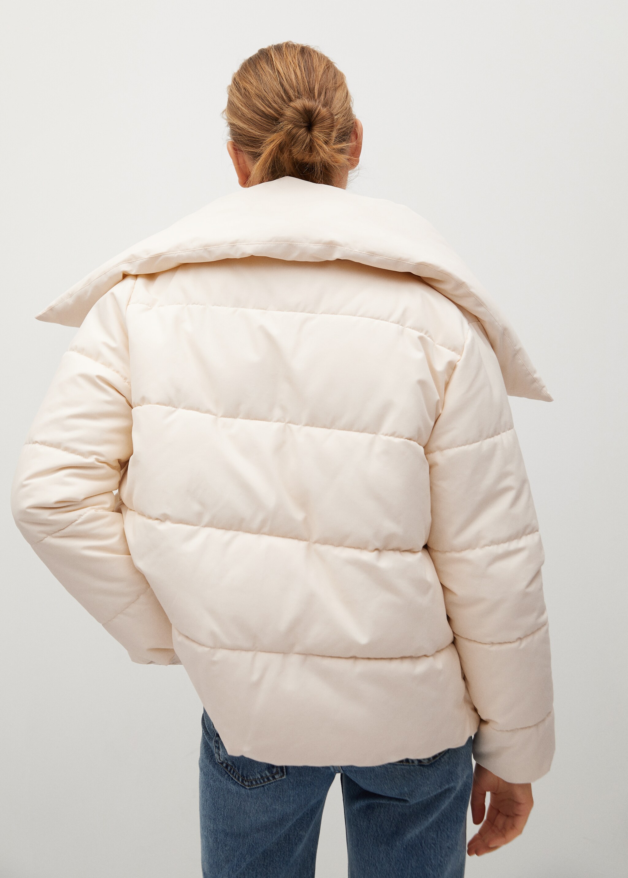 Funnel neck feather coat - Reverse of the article